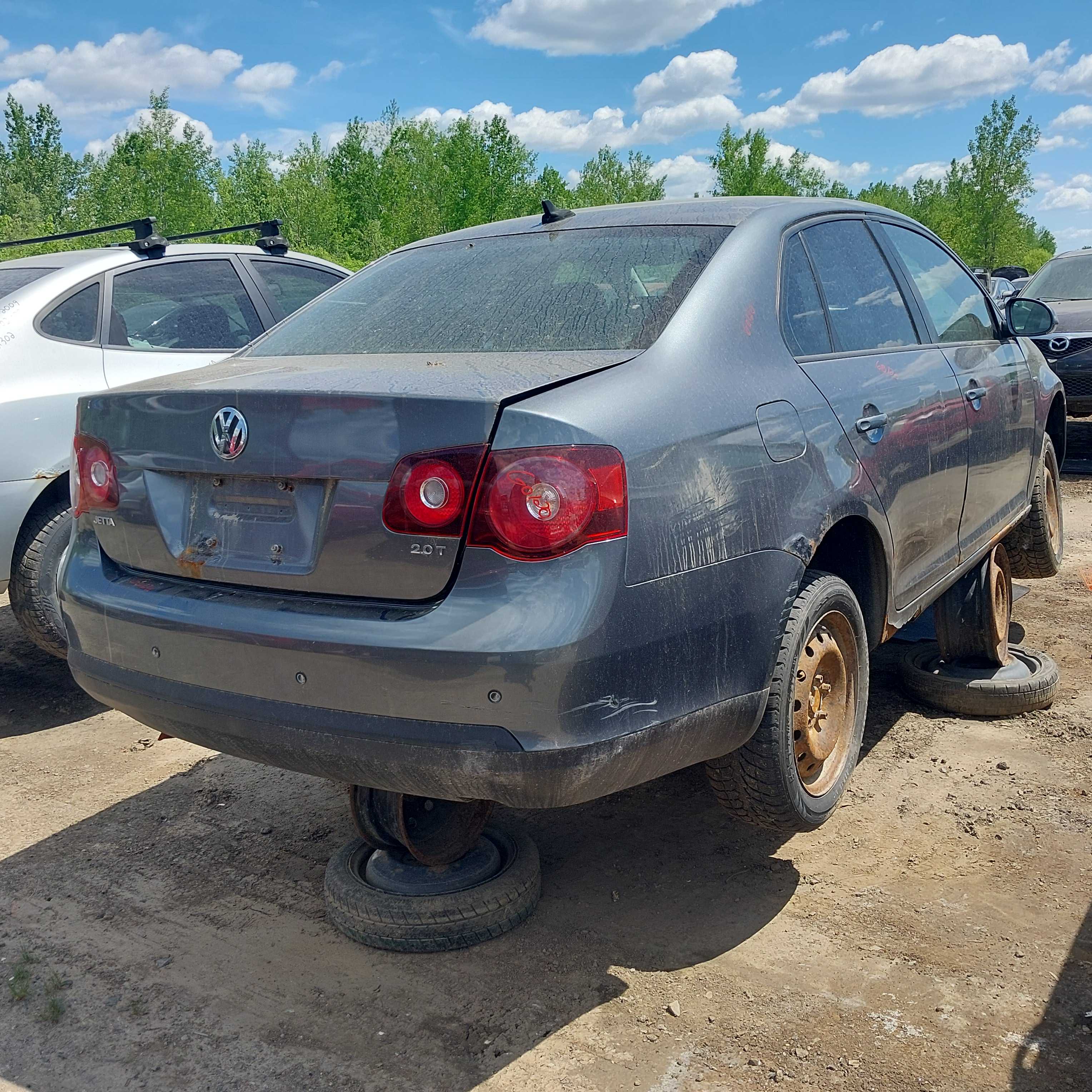 VOLKSWAGEN JETTA 2010