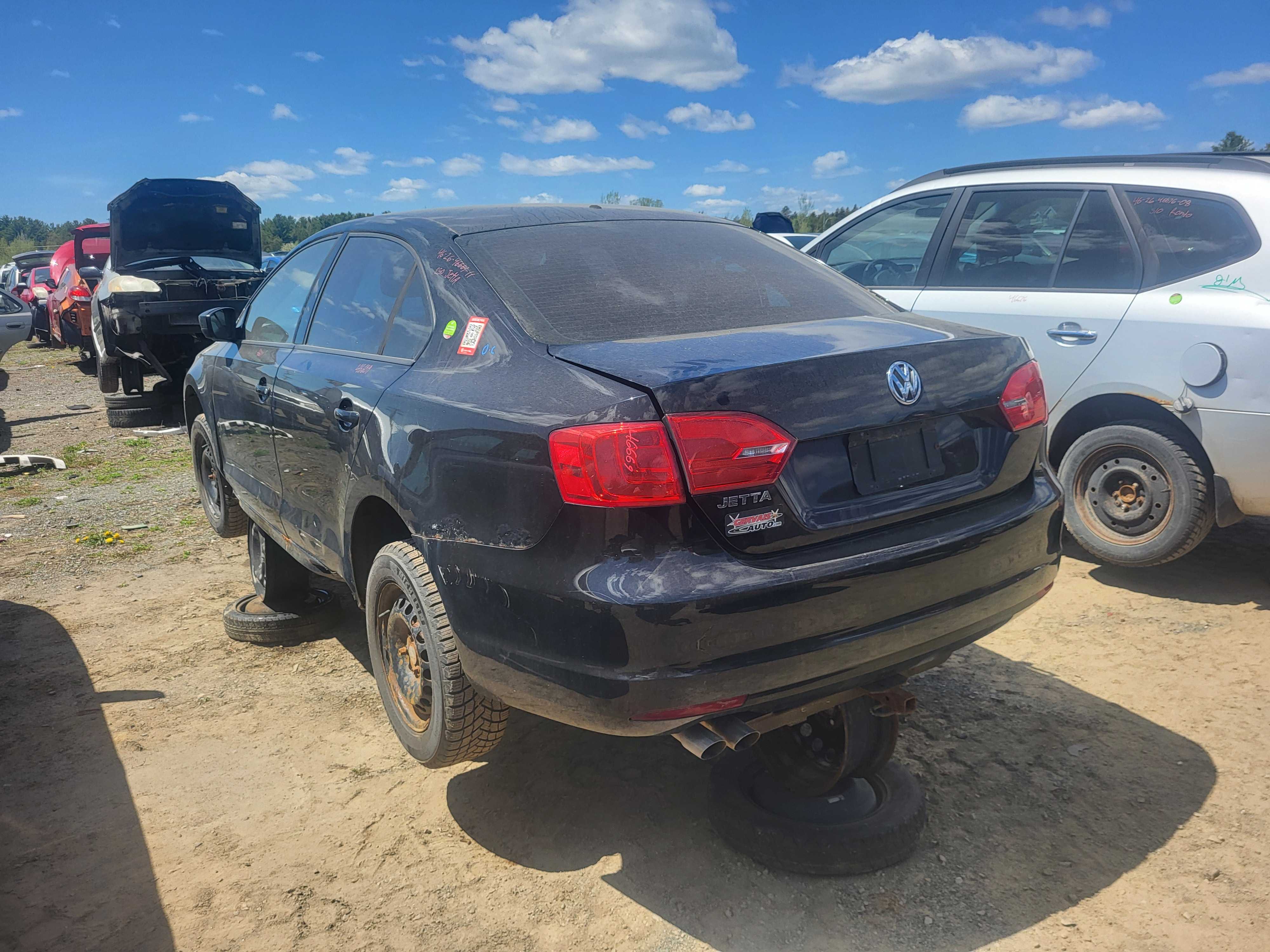 VOLKSWAGEN JETTA 2011