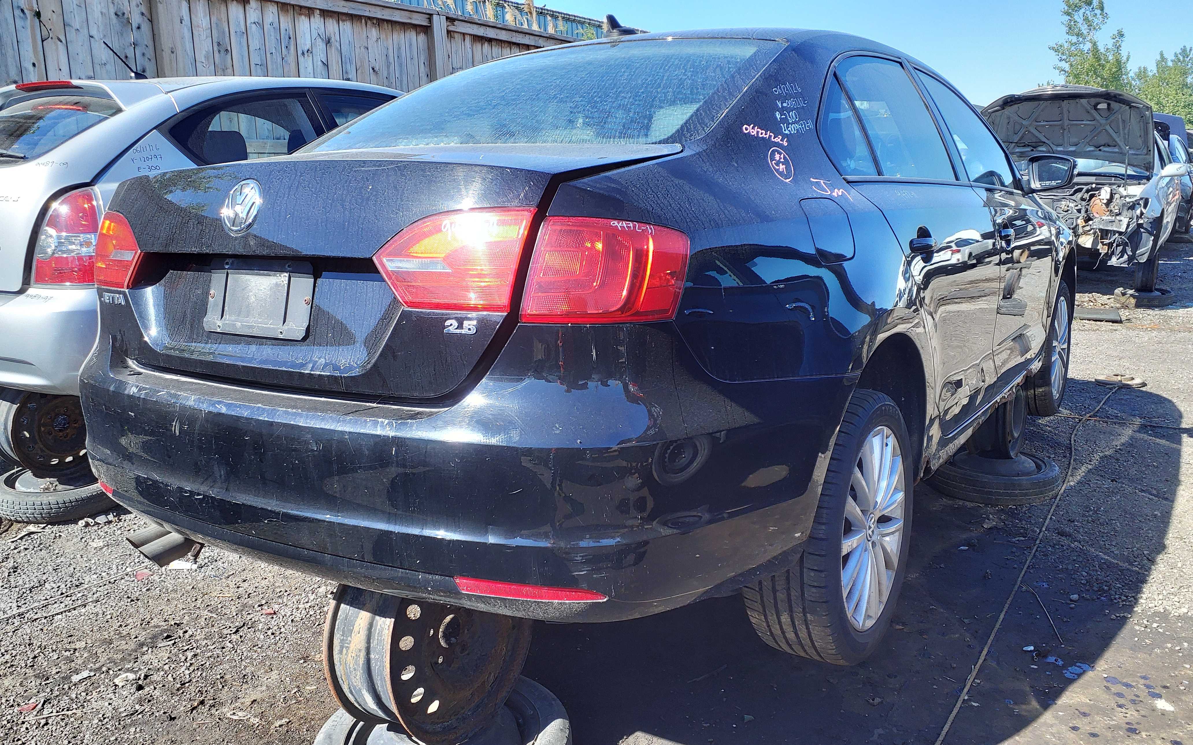 VOLKSWAGEN JETTA 2011