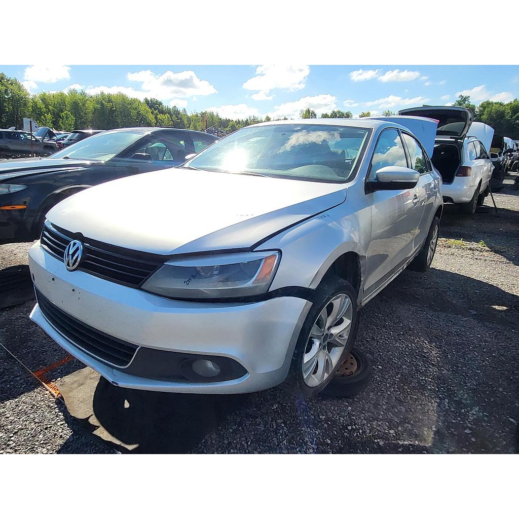 VOLKSWAGEN JETTA 2011