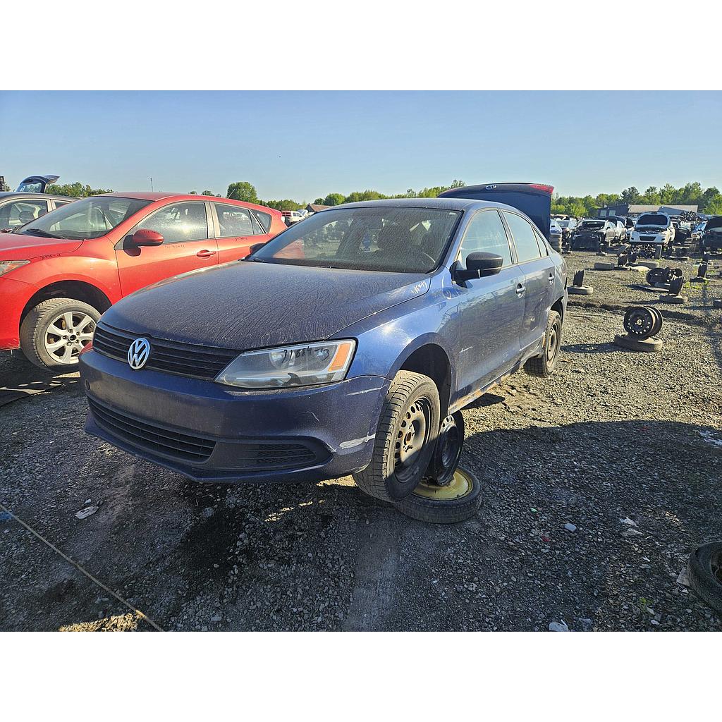 VOLKSWAGEN JETTA 2013