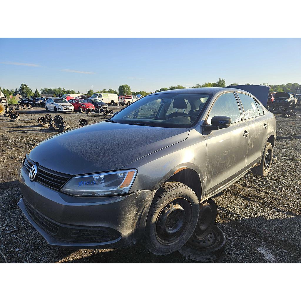 VOLKSWAGEN JETTA 2013