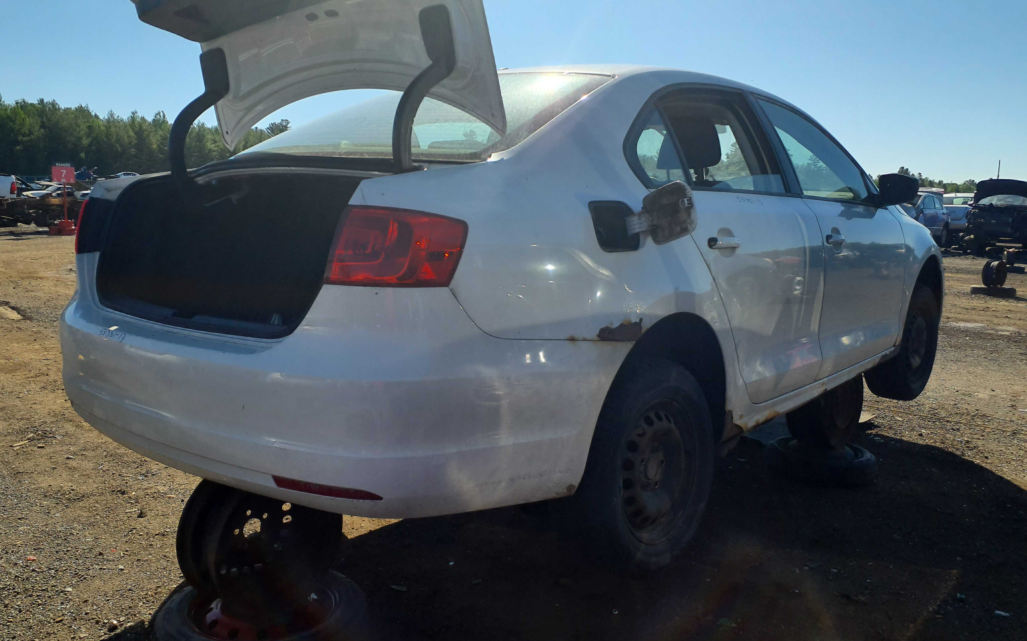 VOLKSWAGEN JETTA 2013