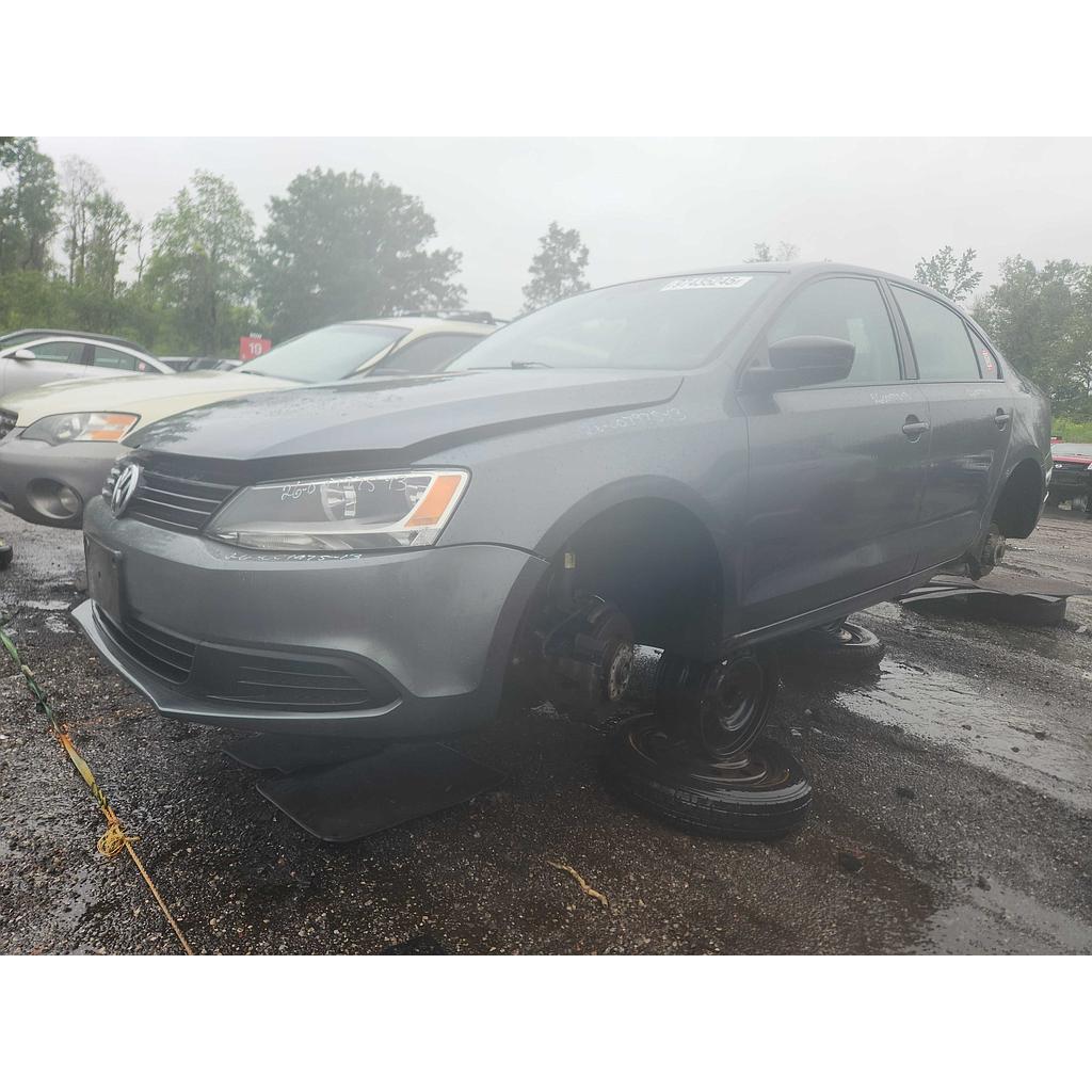 VOLKSWAGEN JETTA 2013