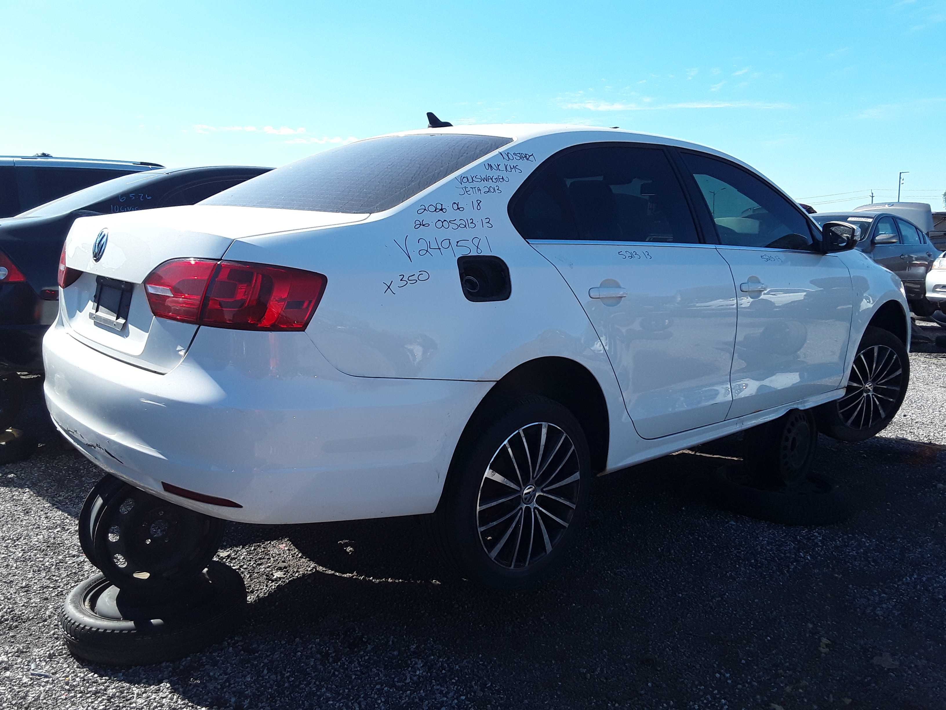 VOLKSWAGEN JETTA 2013