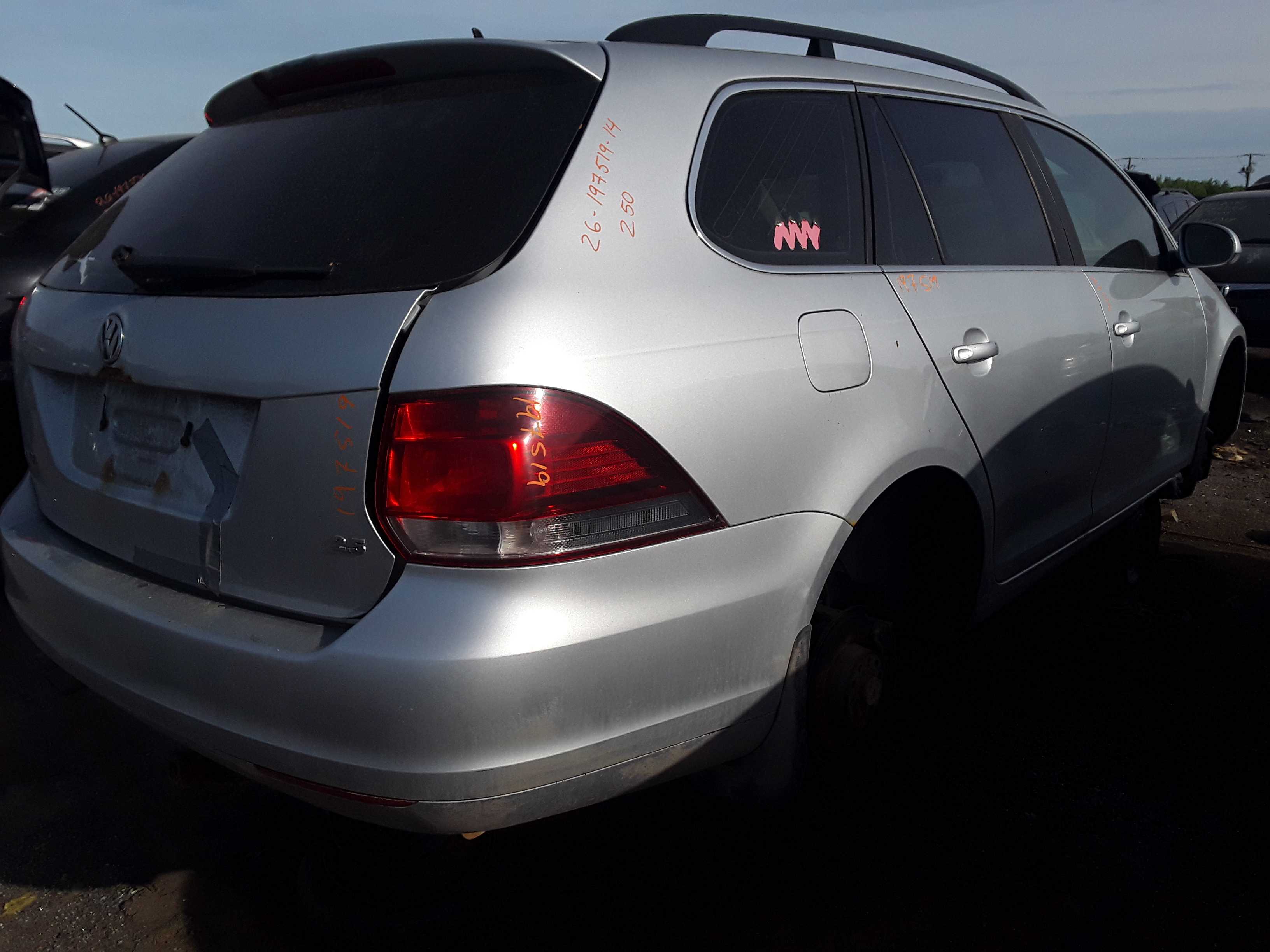 VOLKSWAGEN JETTA 2014