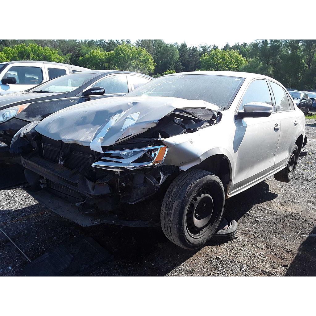 VOLKSWAGEN JETTA 2014