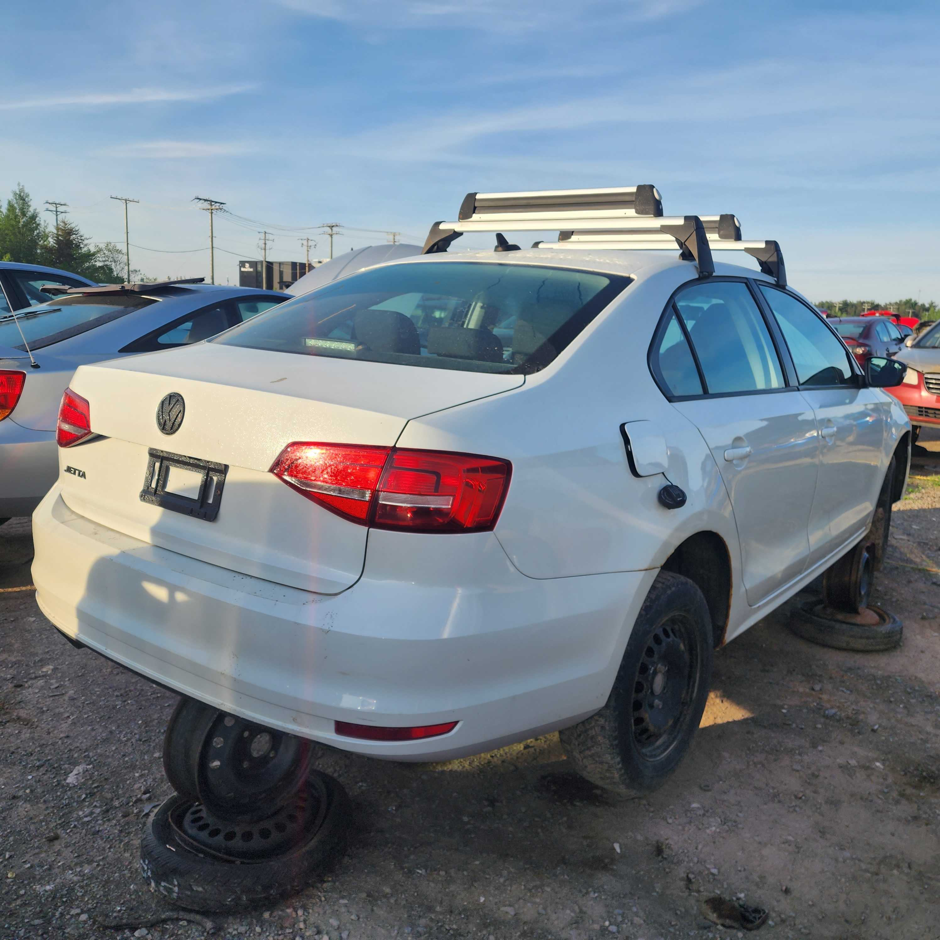 VOLKSWAGEN JETTA 2015