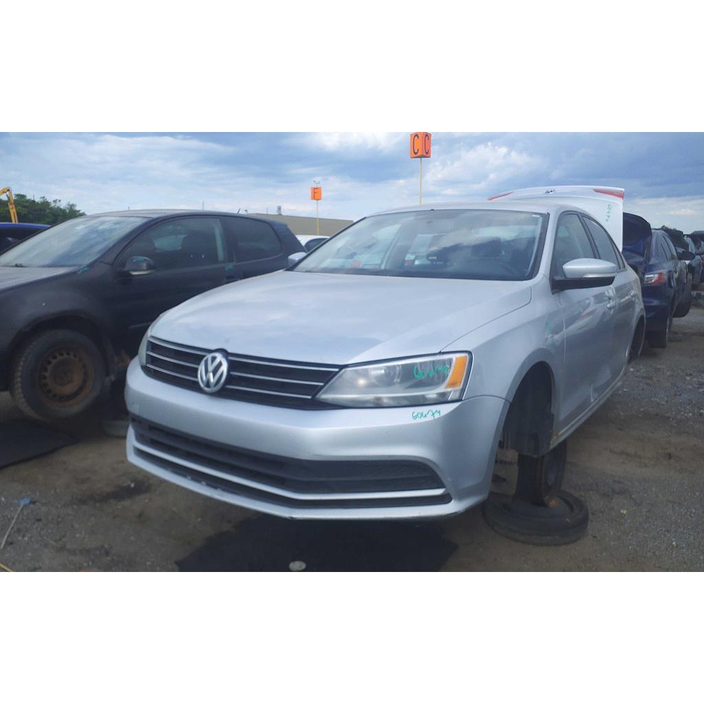 VOLKSWAGEN JETTA 2015