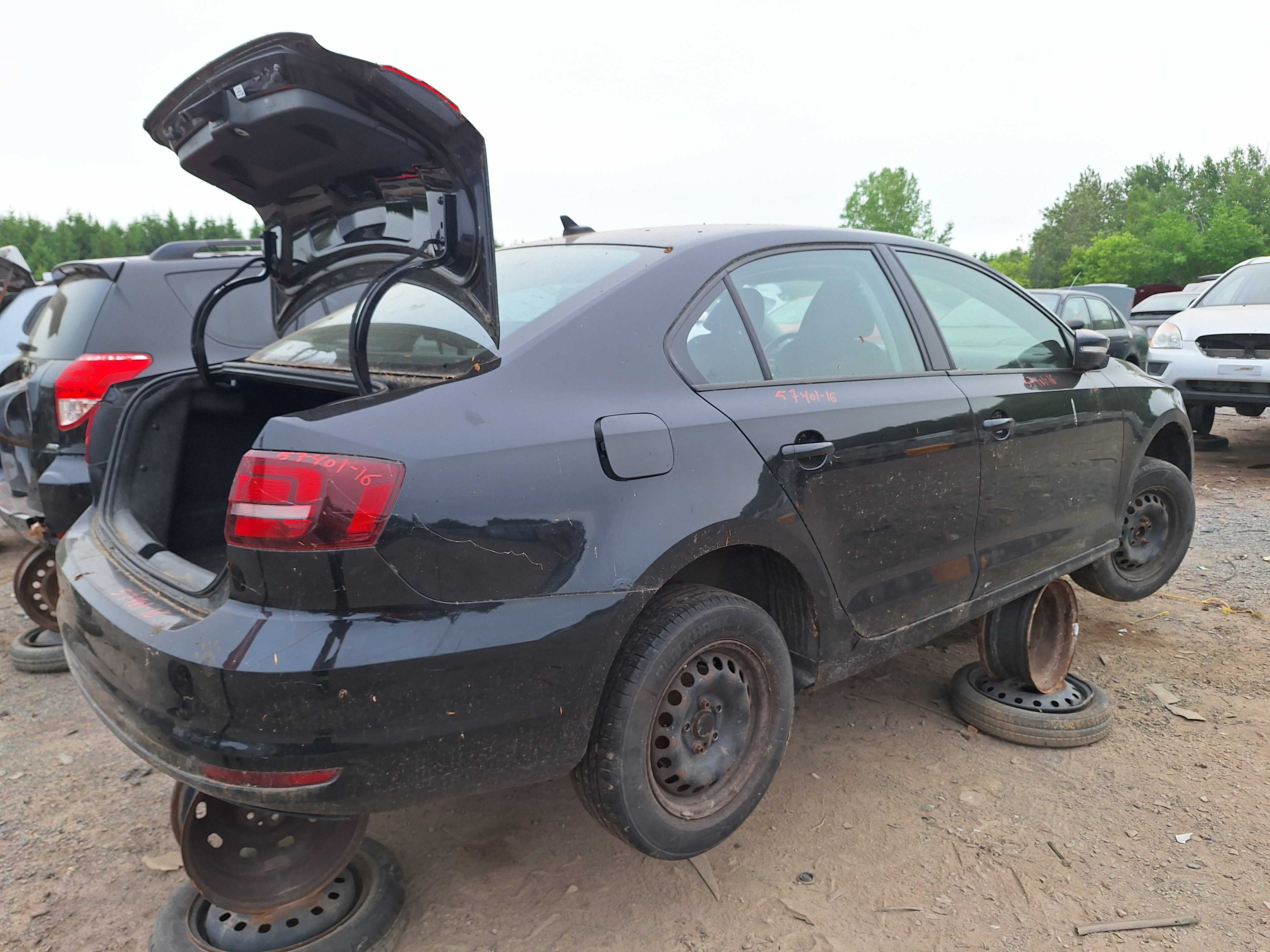 VOLKSWAGEN JETTA 2016
