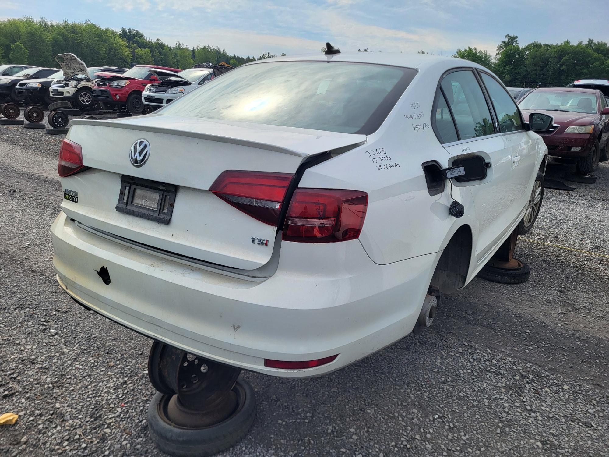 VOLKSWAGEN JETTA 2017