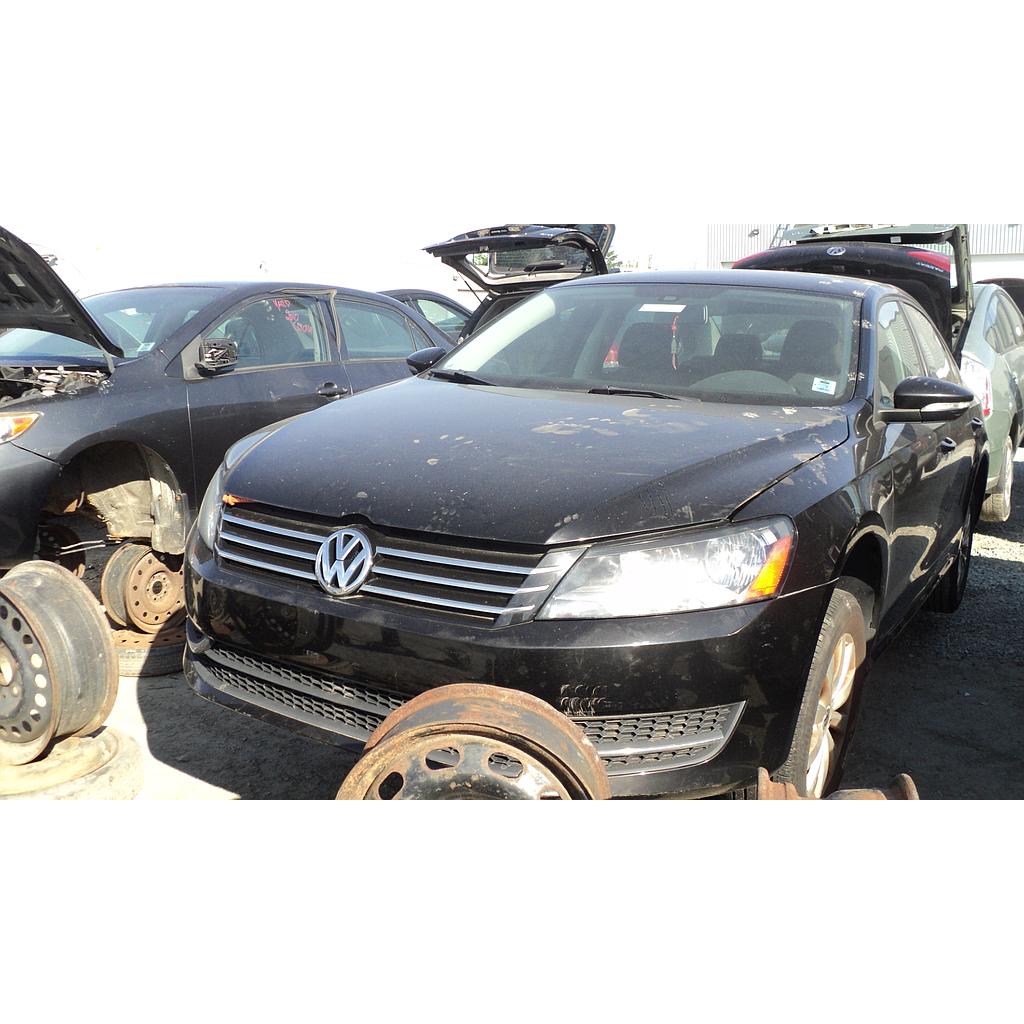 VOLKSWAGEN PASSAT 2012