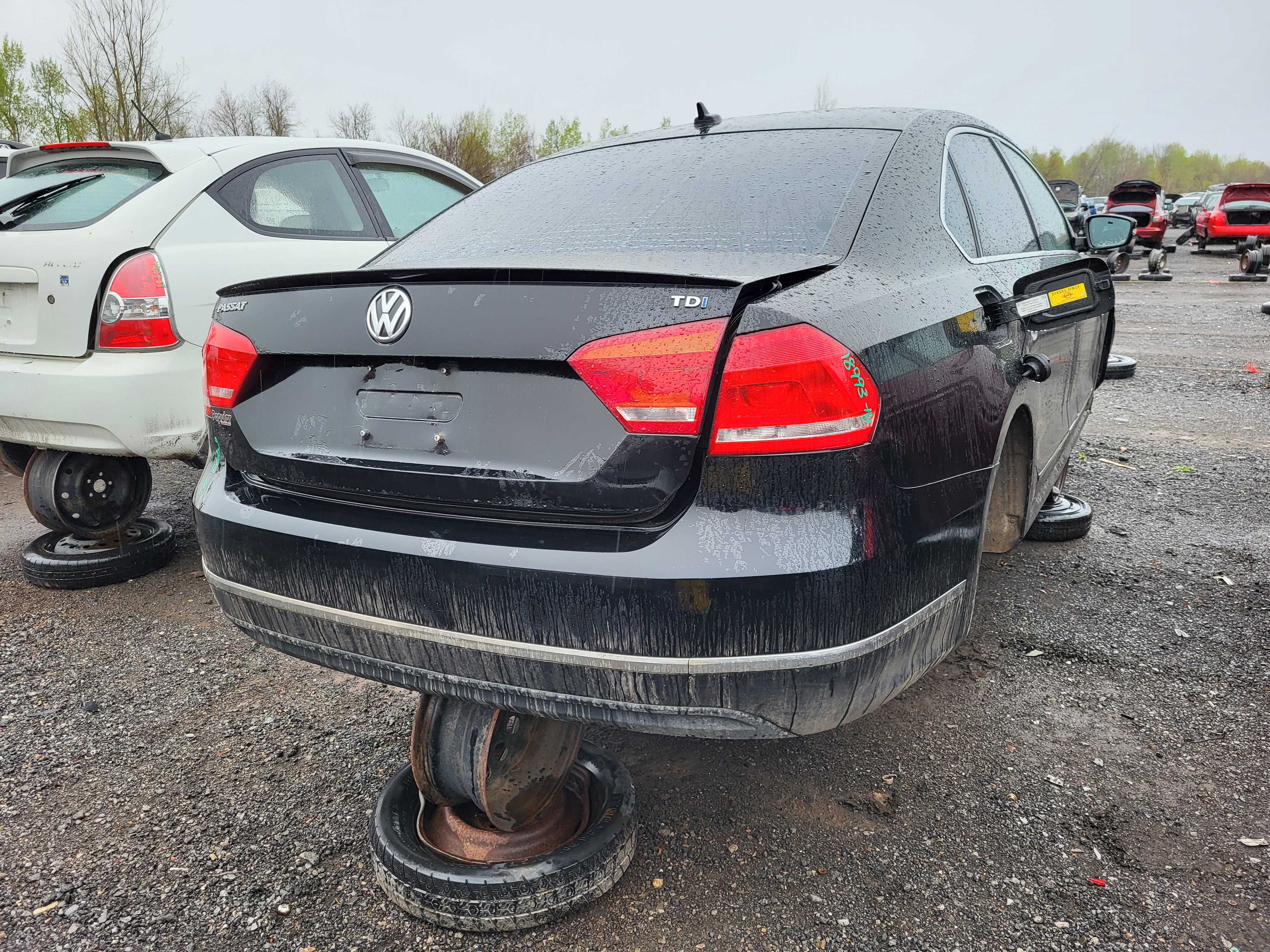 VOLKSWAGEN PASSAT 2014