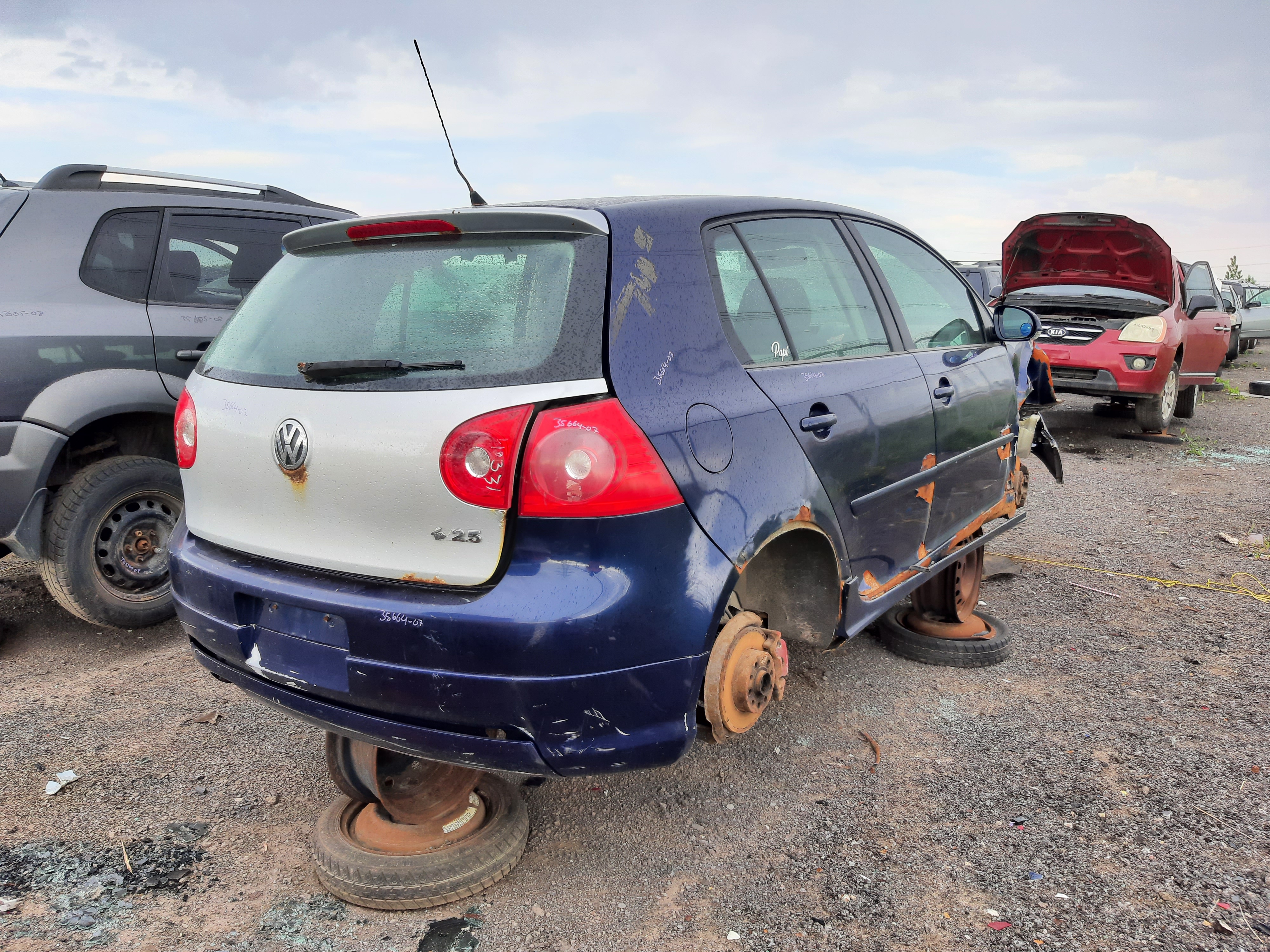 VOLKSWAGEN RABBIT 2007