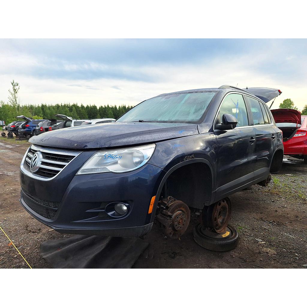 VOLKSWAGEN TIGUAN 2011