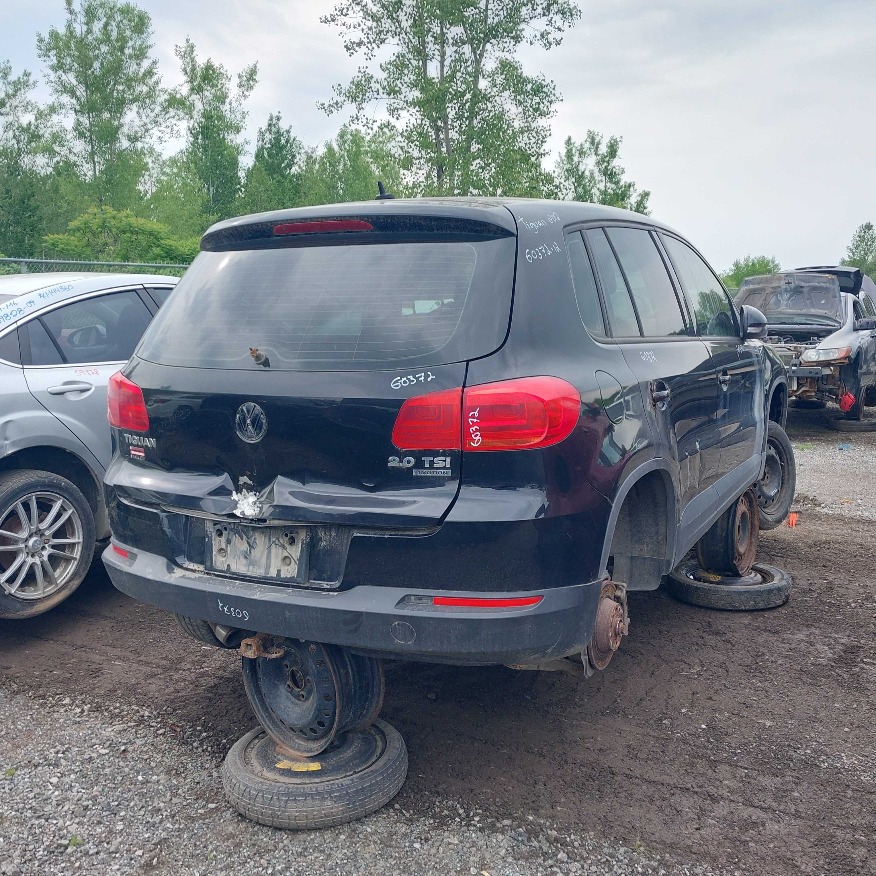 VOLKSWAGEN TIGUAN 2012
