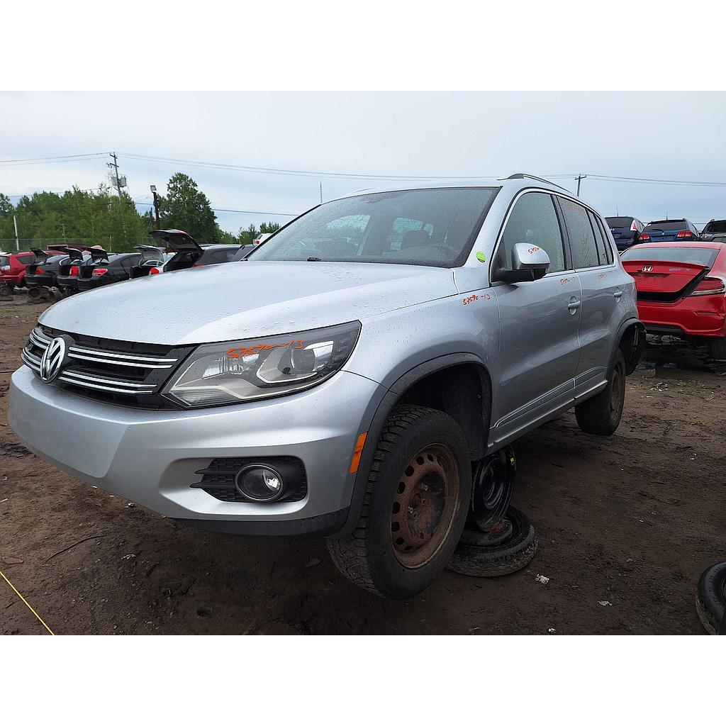 VOLKSWAGEN TIGUAN 2013