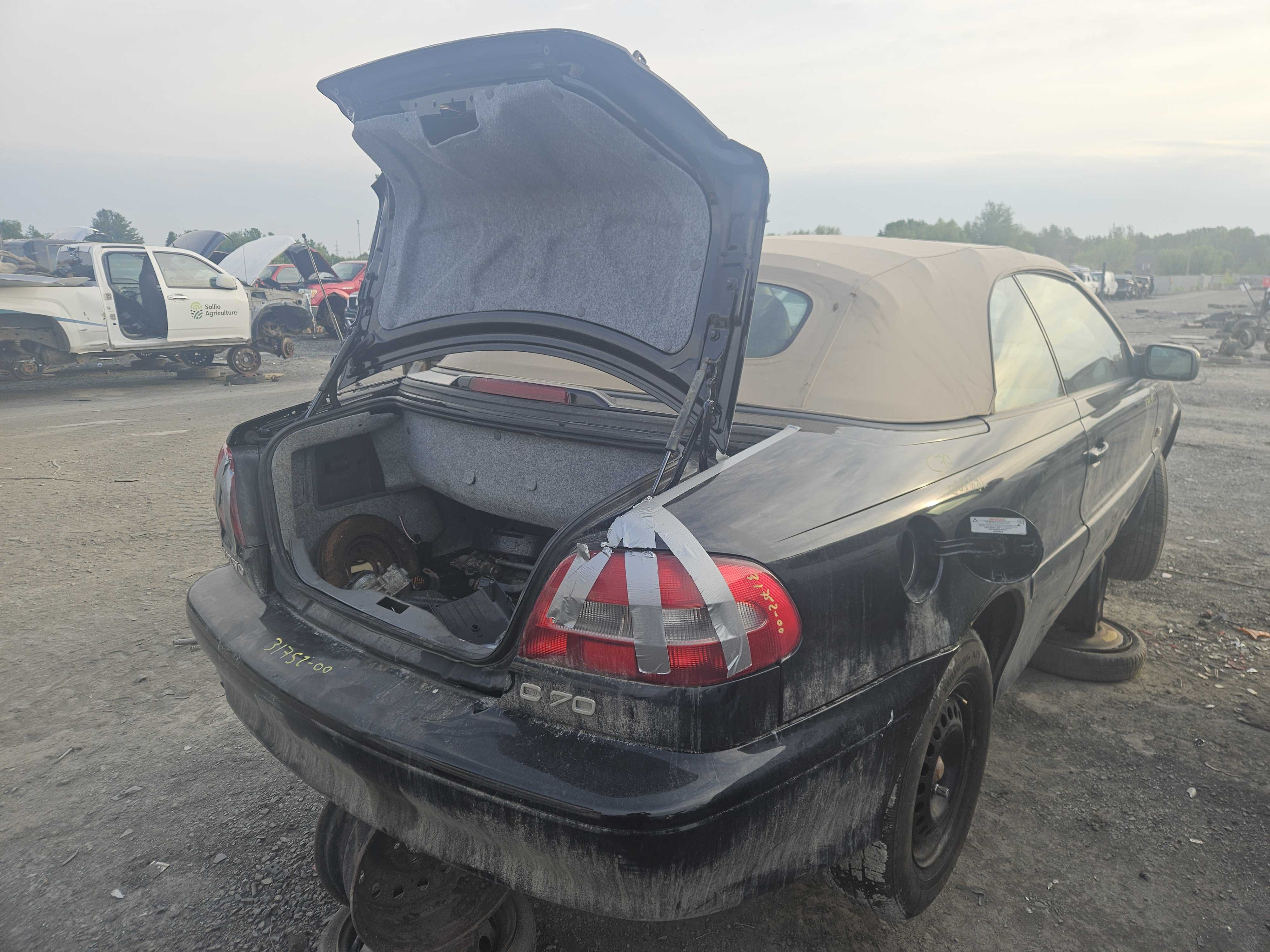 VOLVO C70 2000