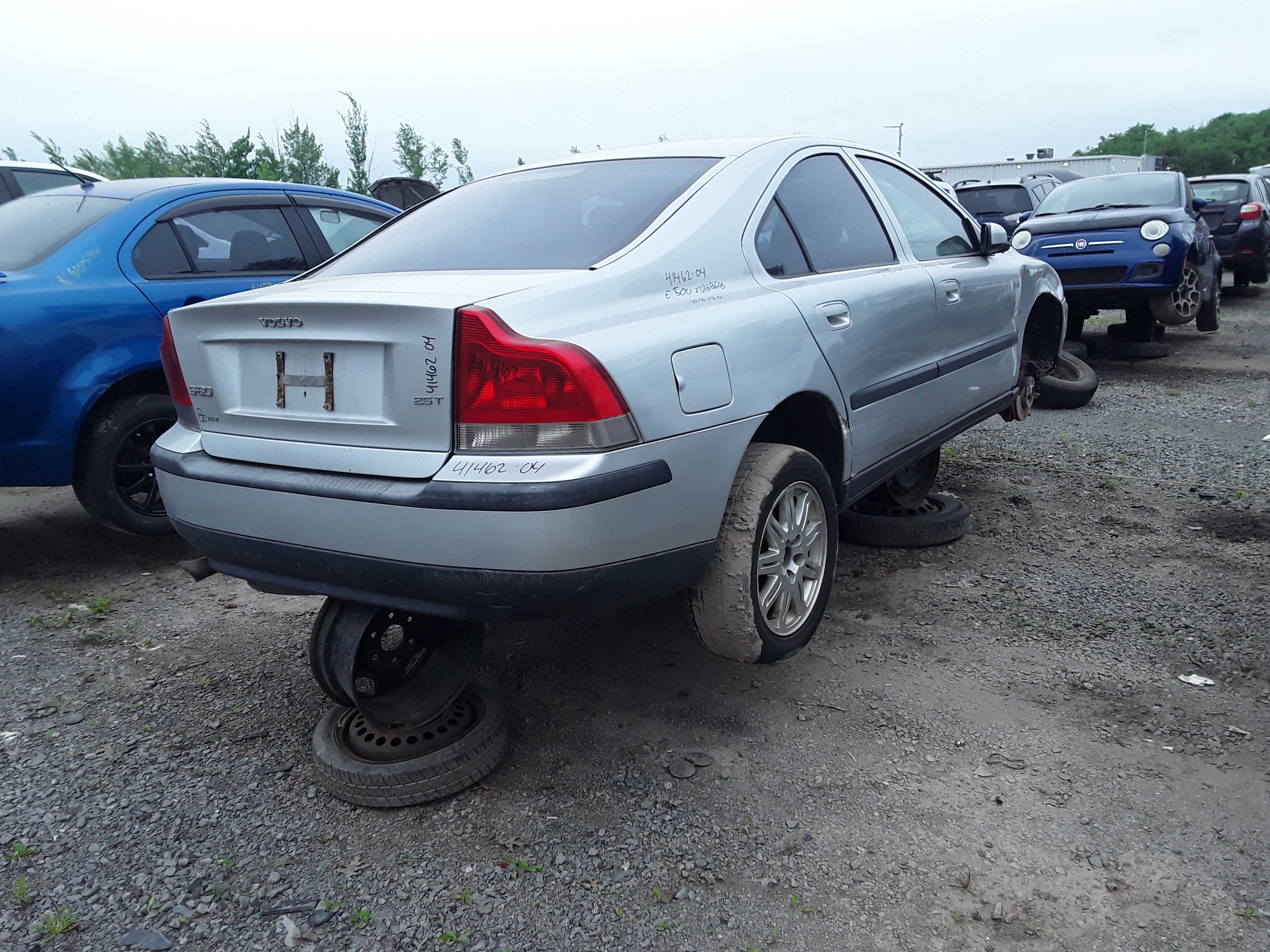VOLVO S60 2004