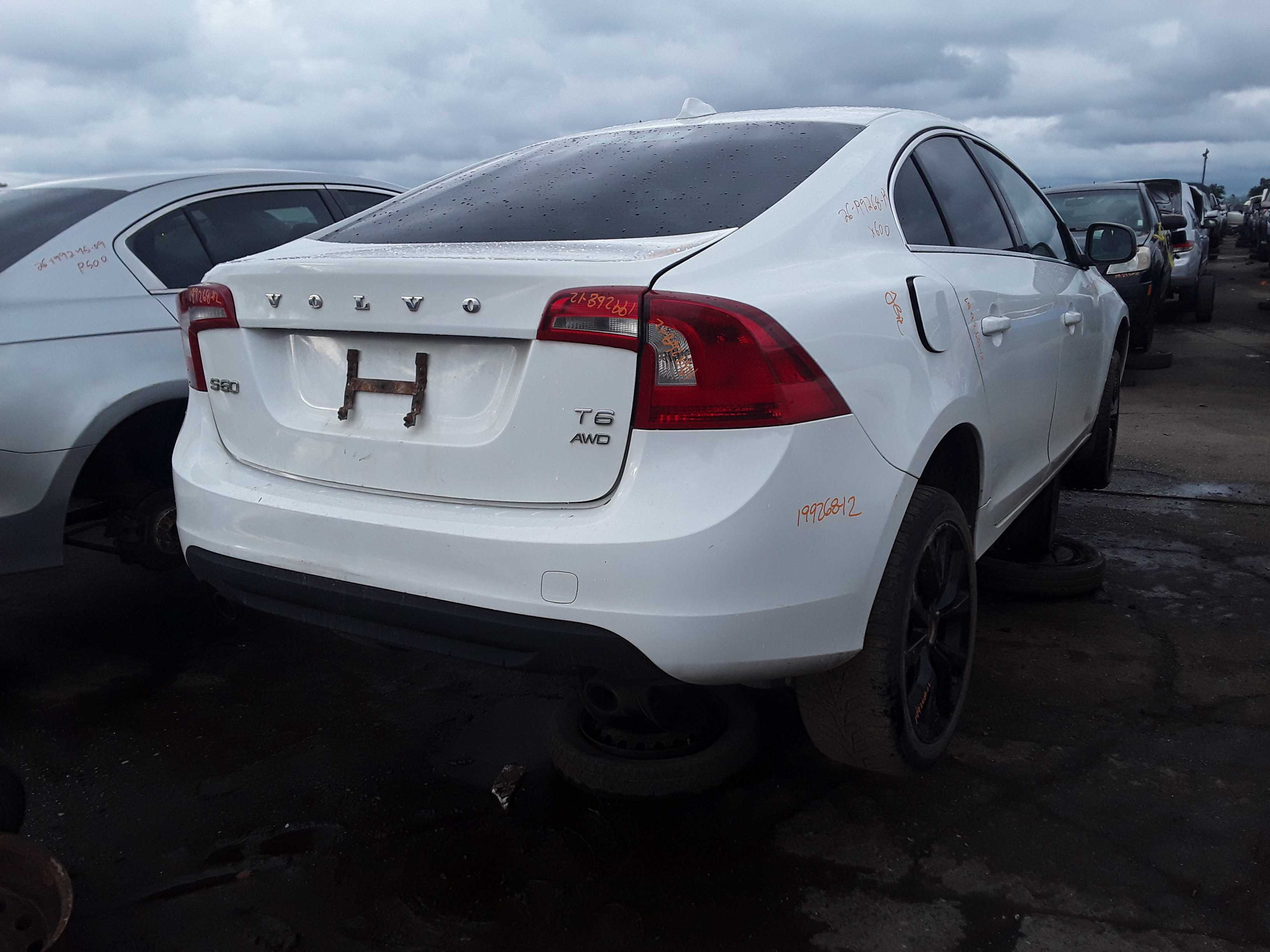 VOLVO S60 2012