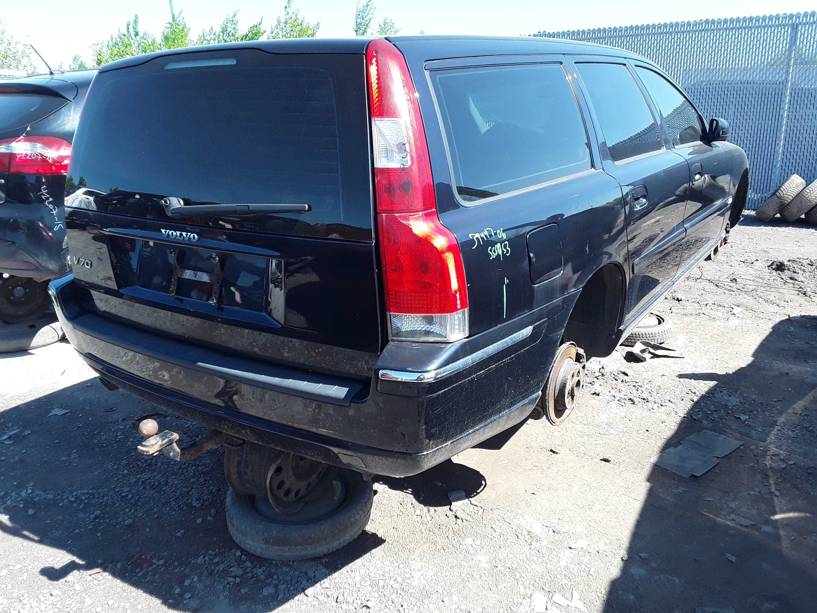 VOLVO V70 2006