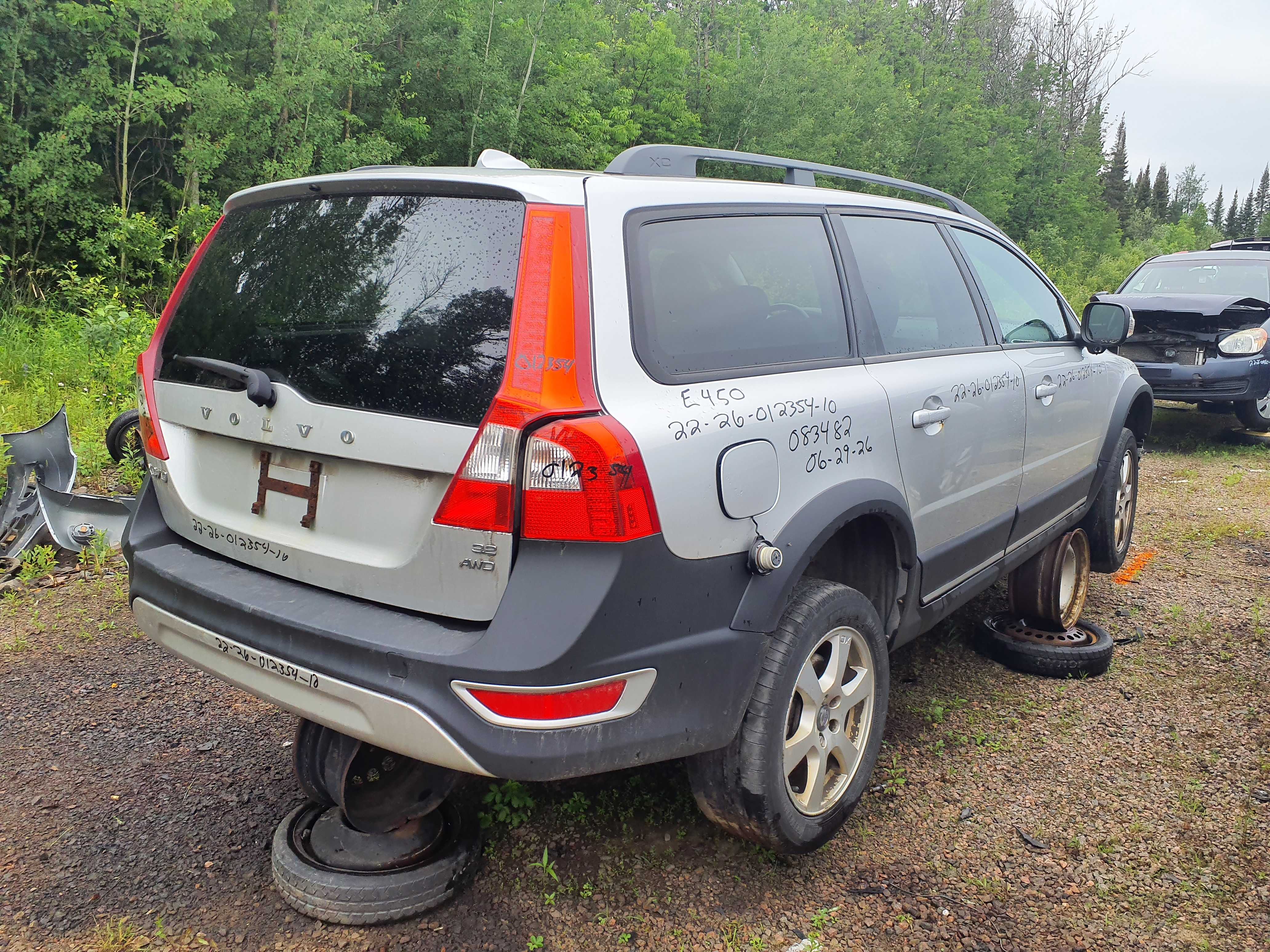 VOLVO XC70 2010