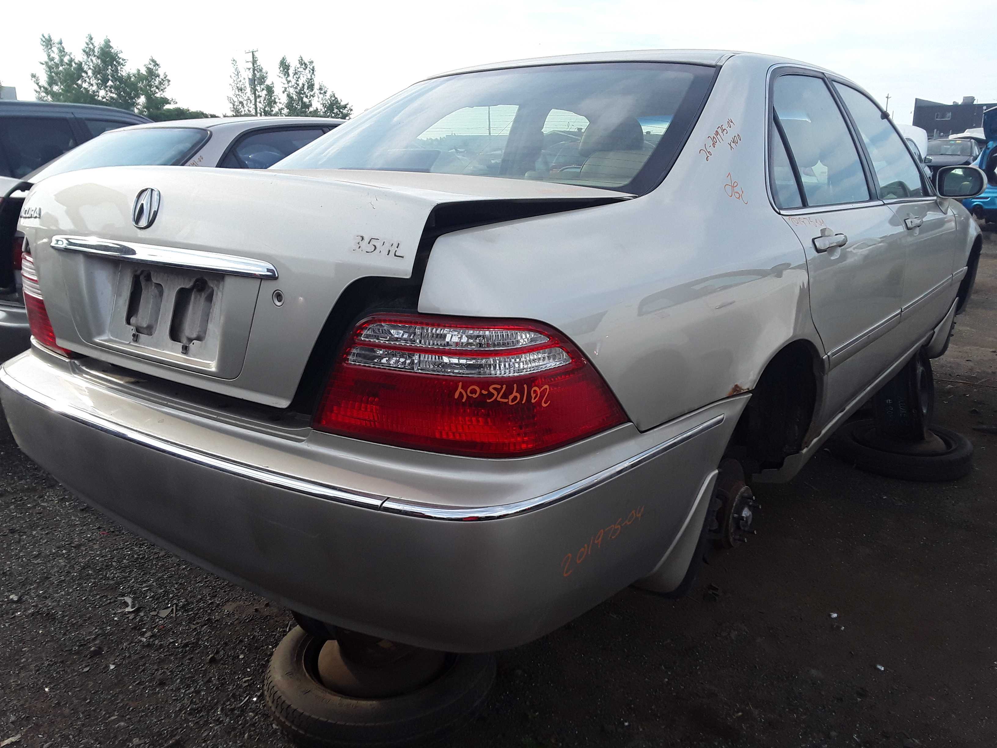 ACURA RL 2004