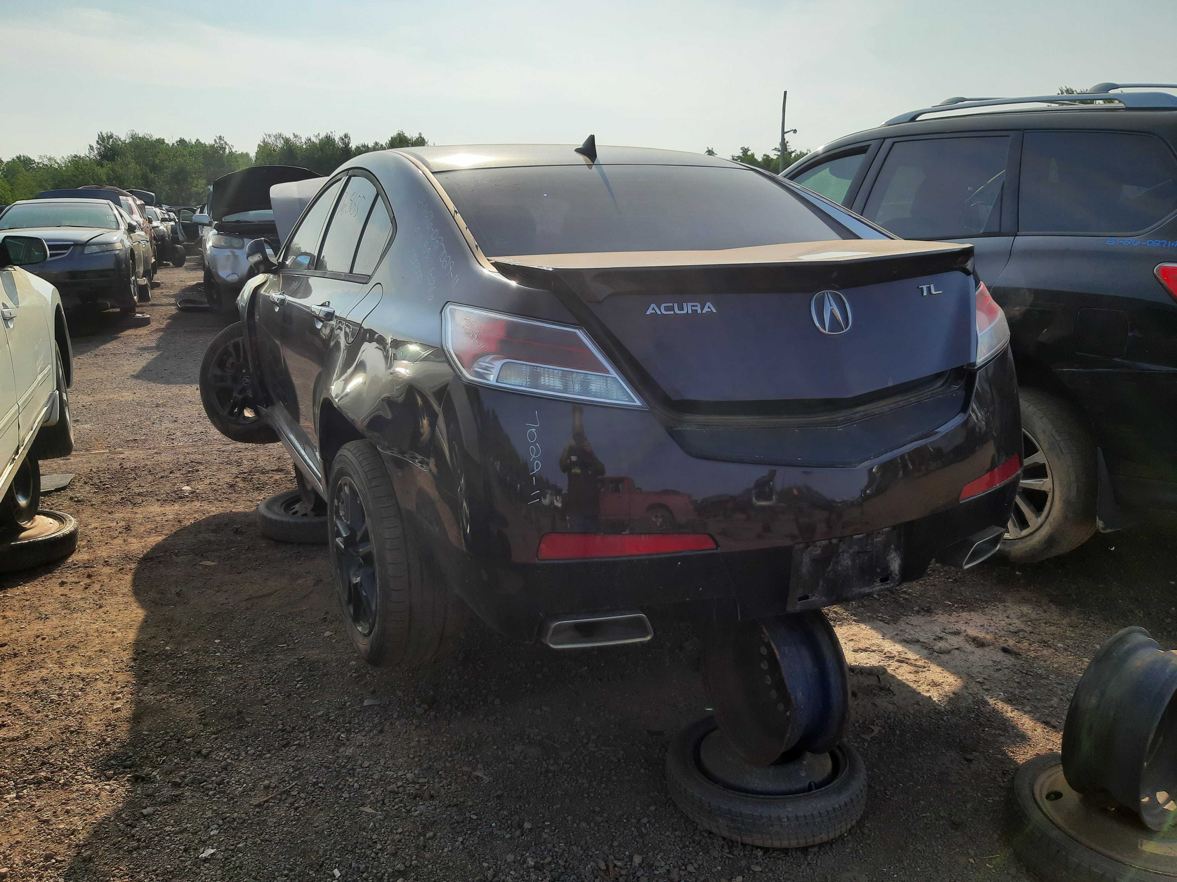 ACURA TL 2011