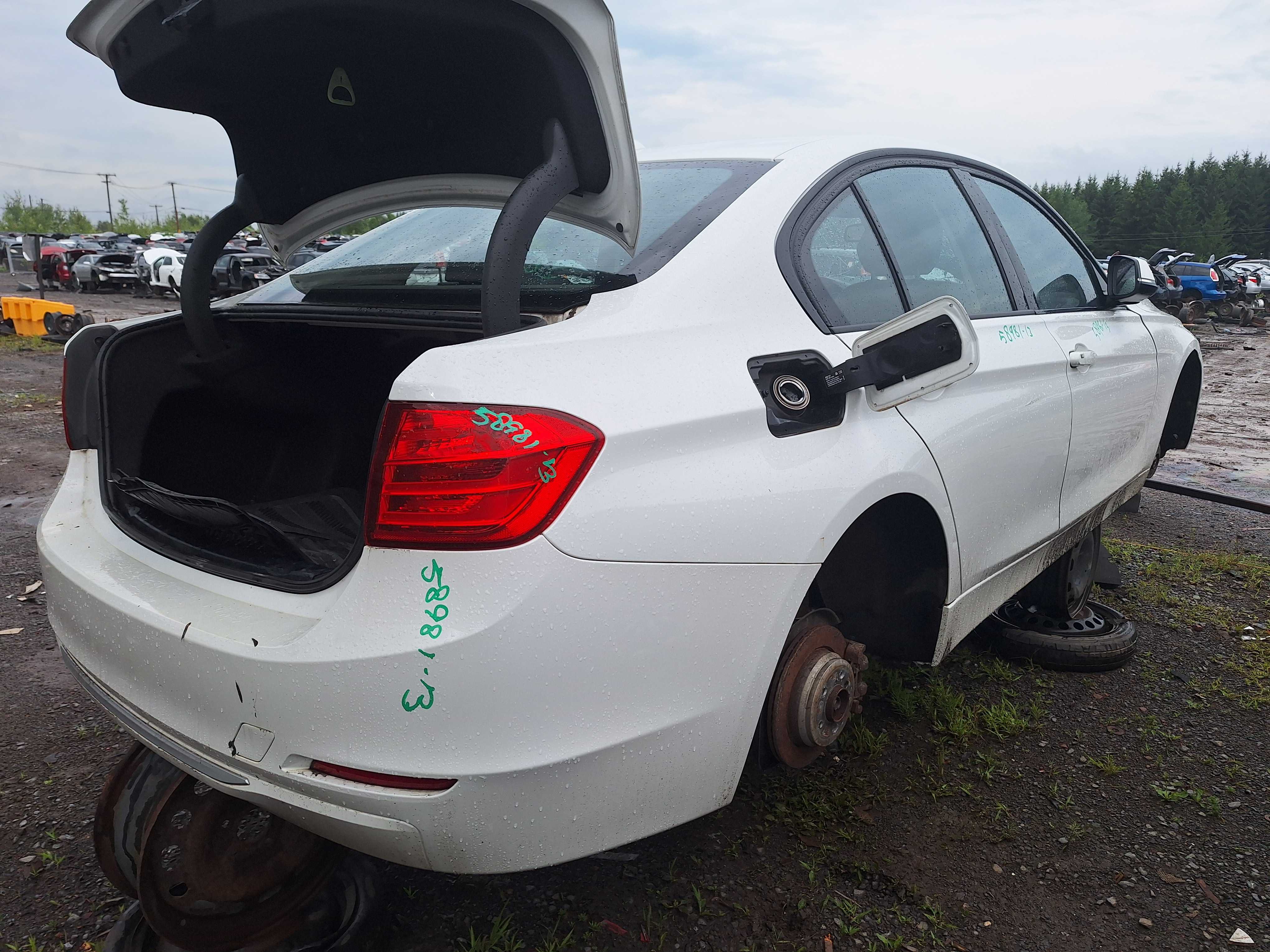 BMW 320 2013
