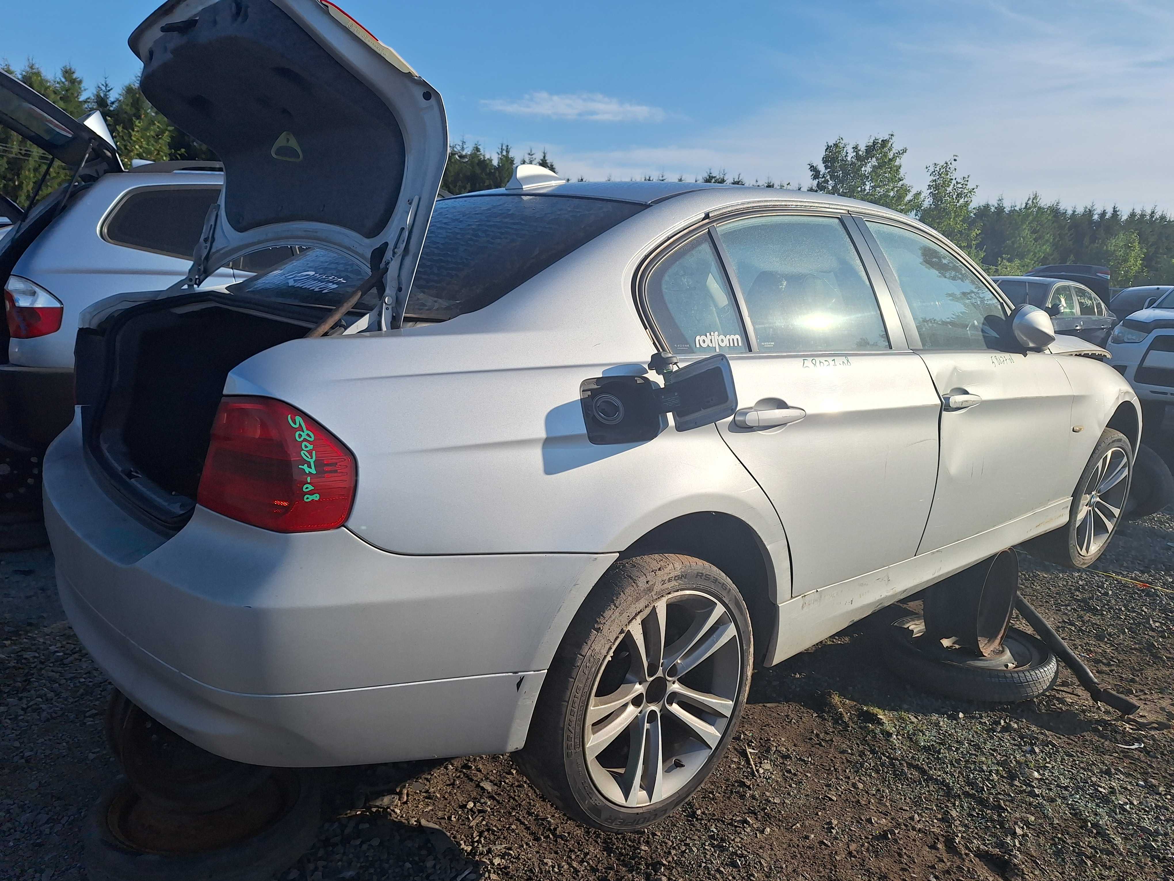 BMW 323 2008