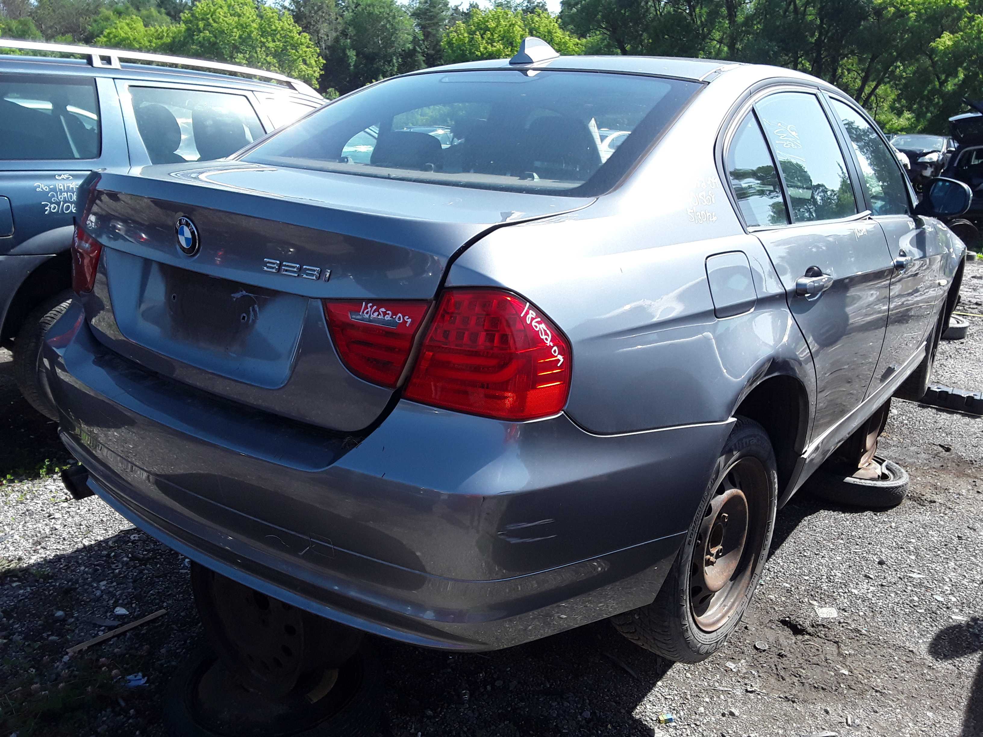 BMW 323 2009