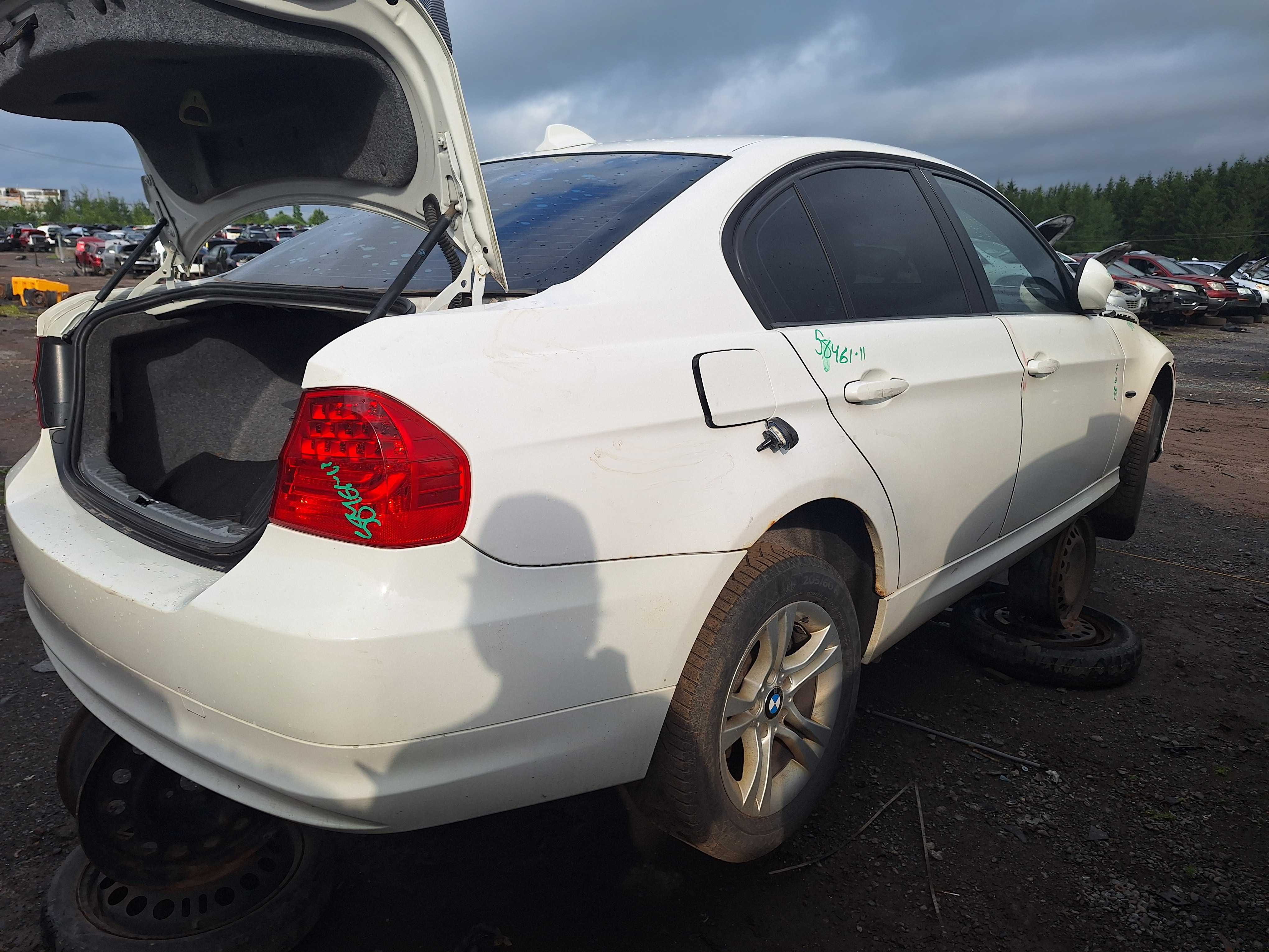 BMW 328 2011
