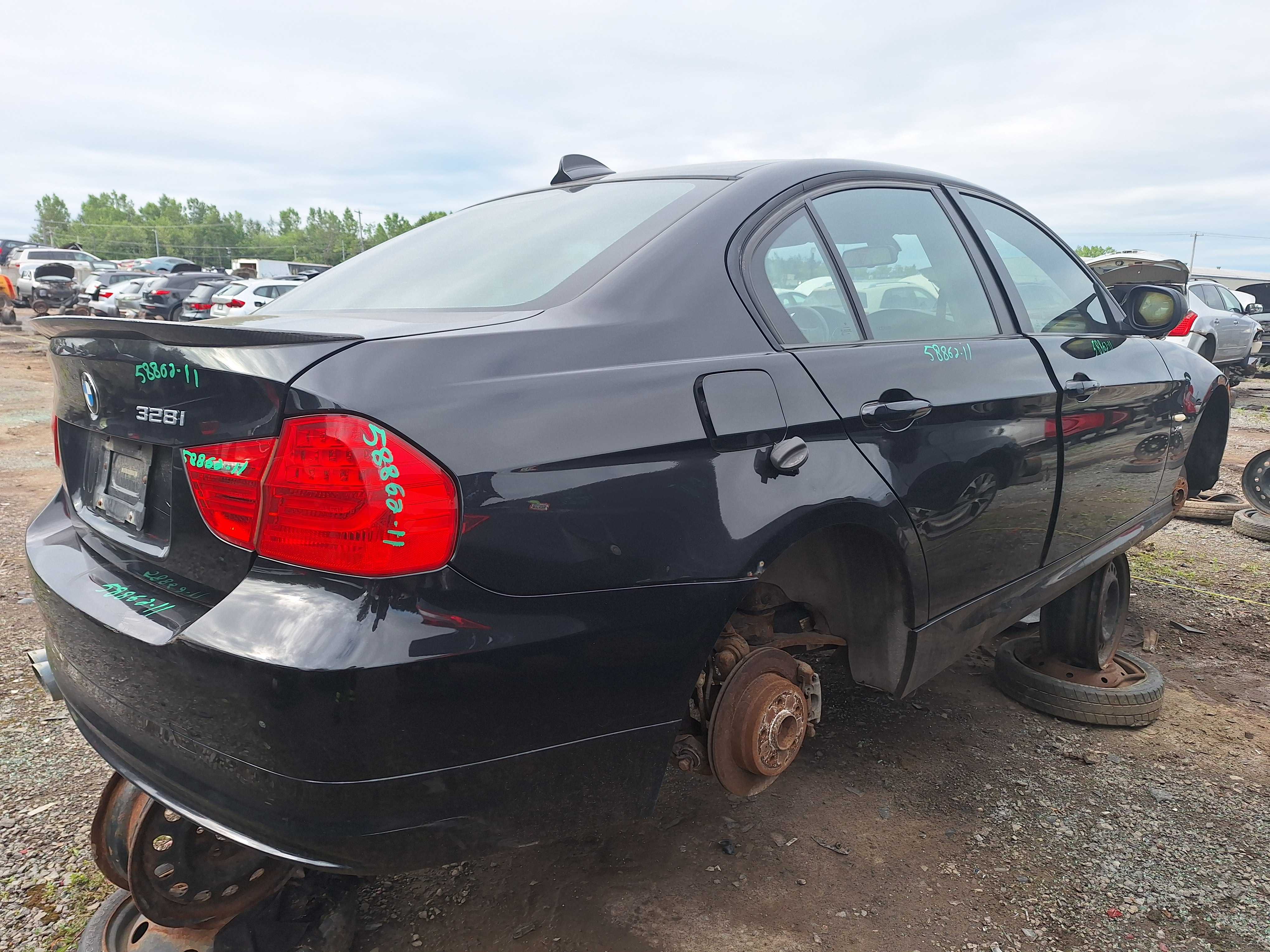 BMW 328 2011