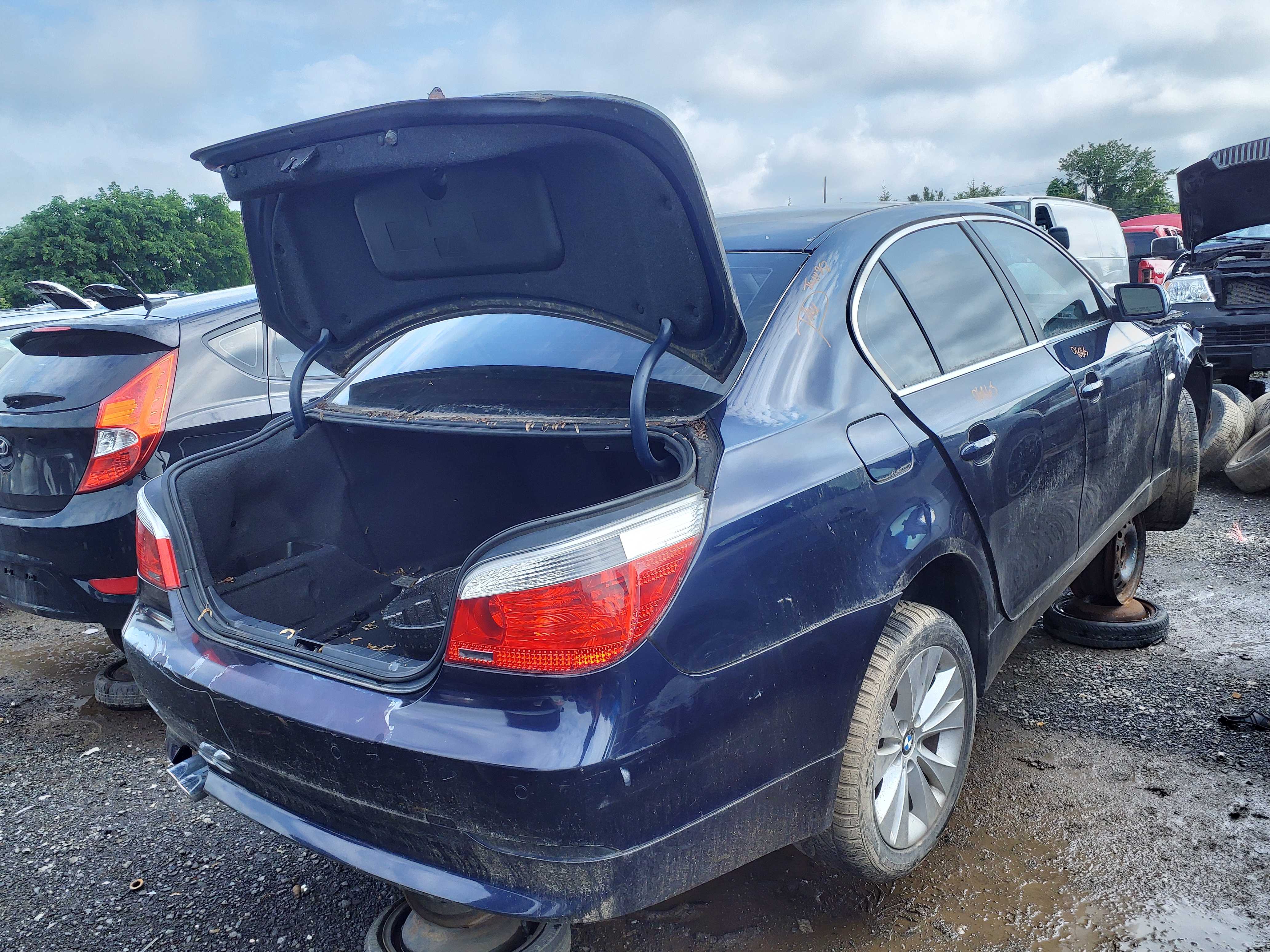 BMW 545 2004