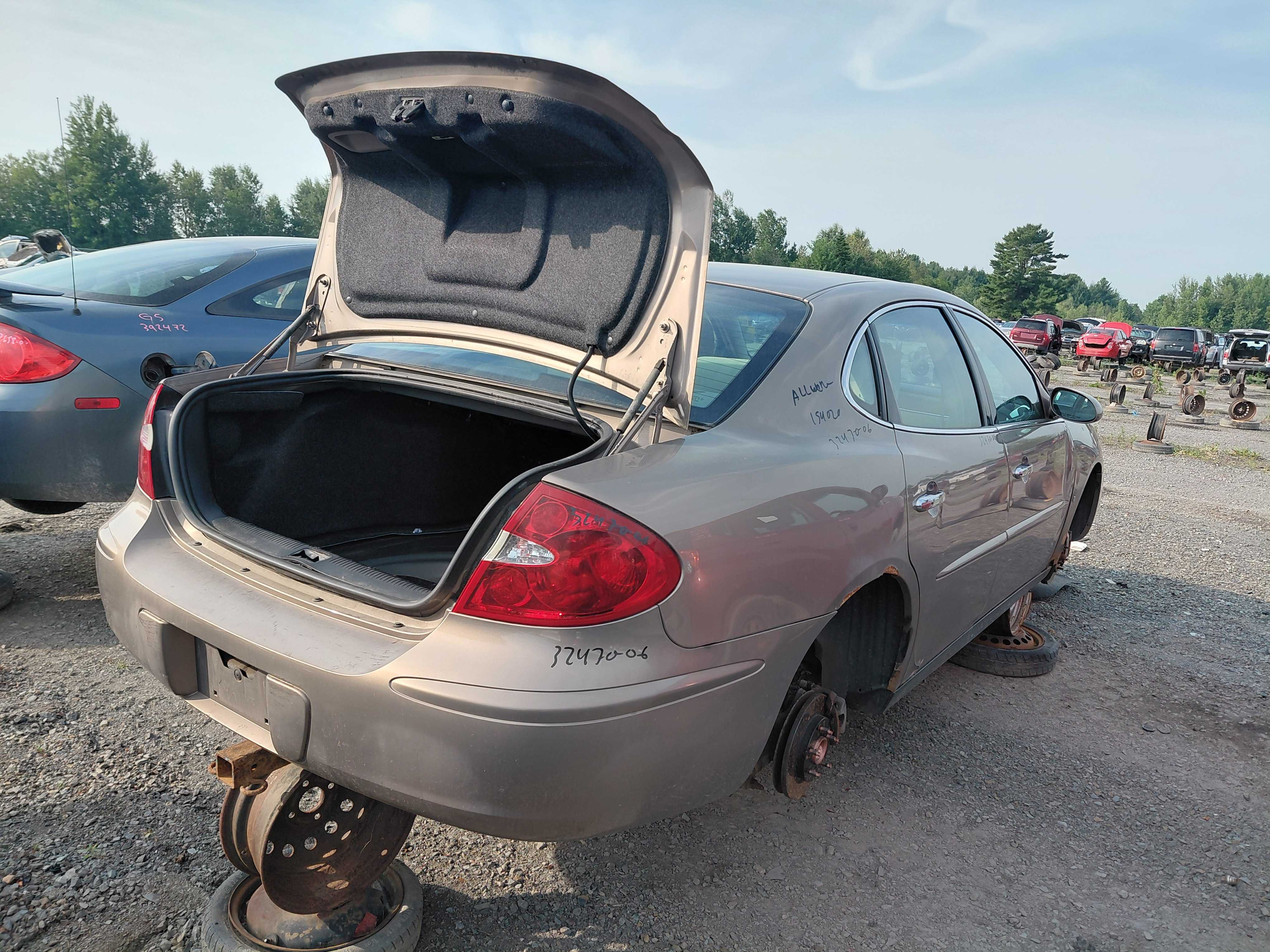 BUICK ALLURE 2006