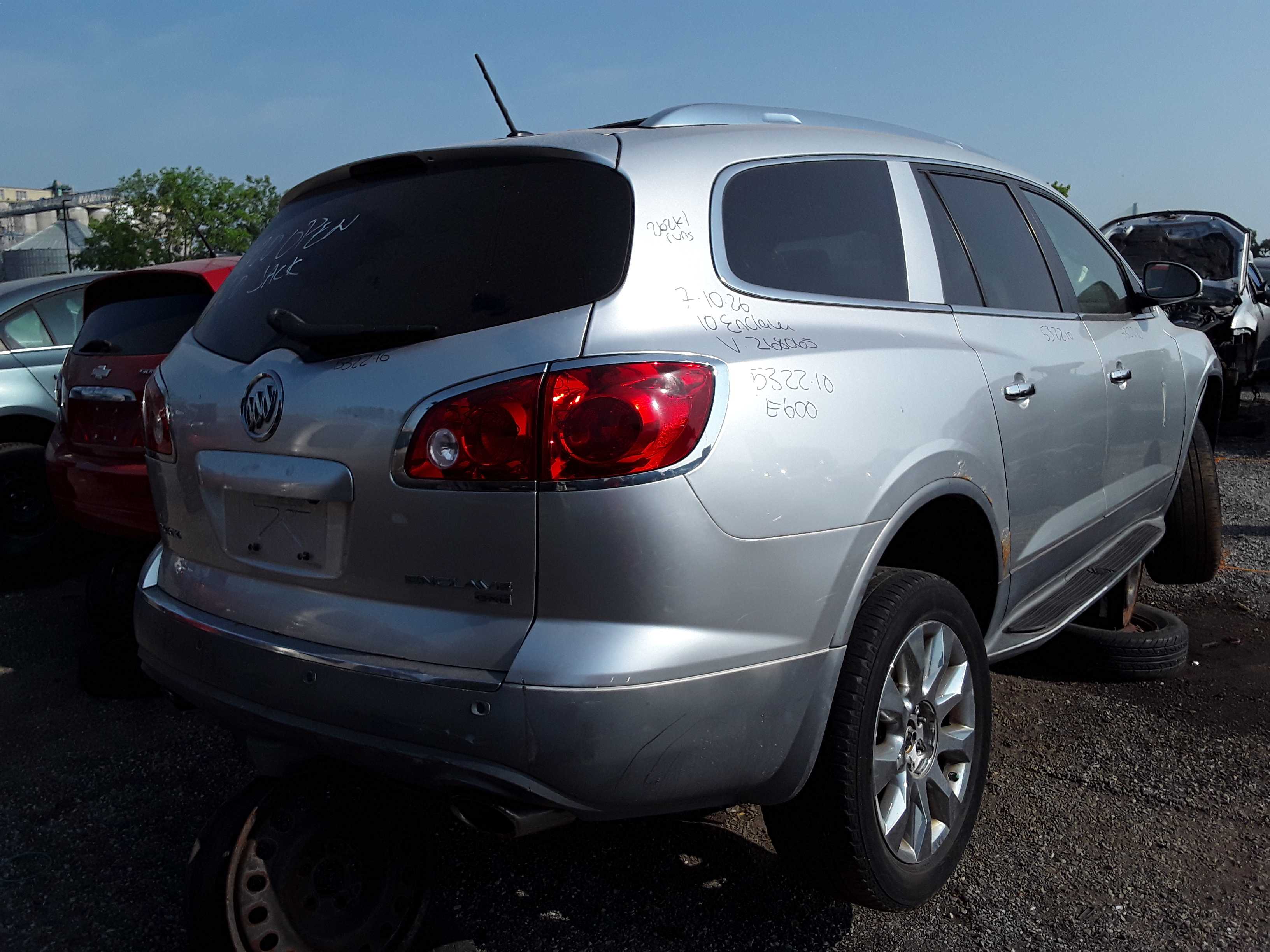 BUICK ENCLAVE 2010