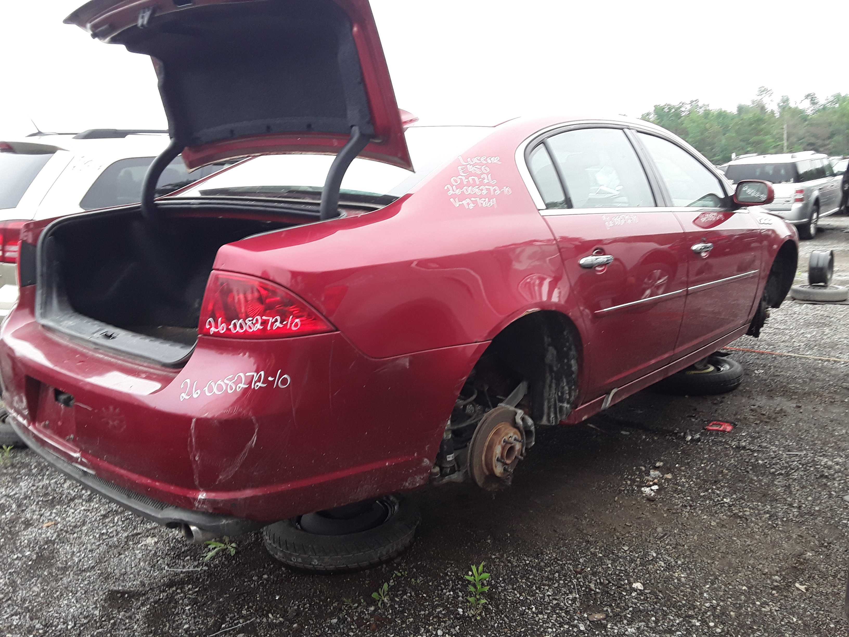 BUICK LUCERNE 2010