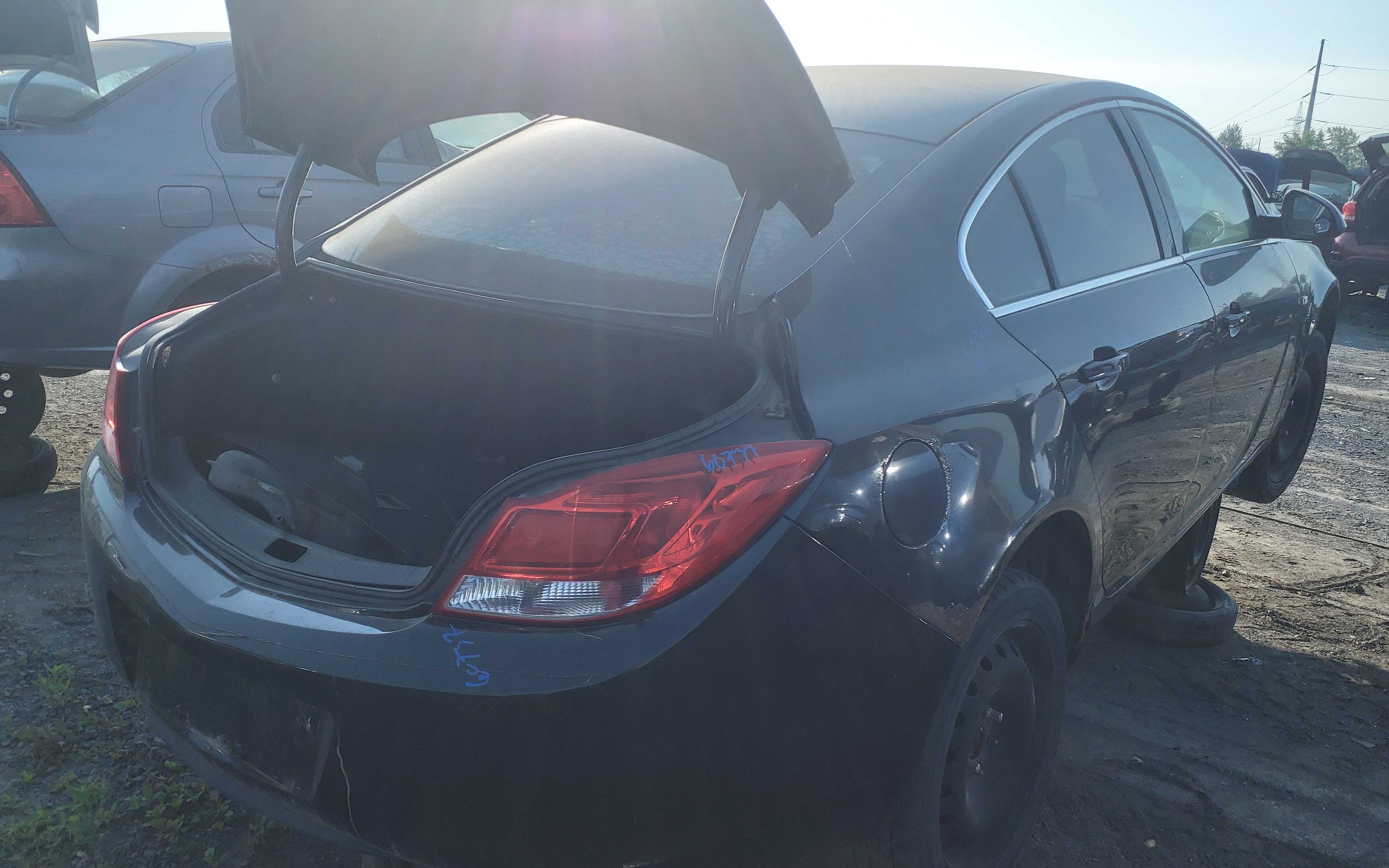 BUICK REGAL 2011