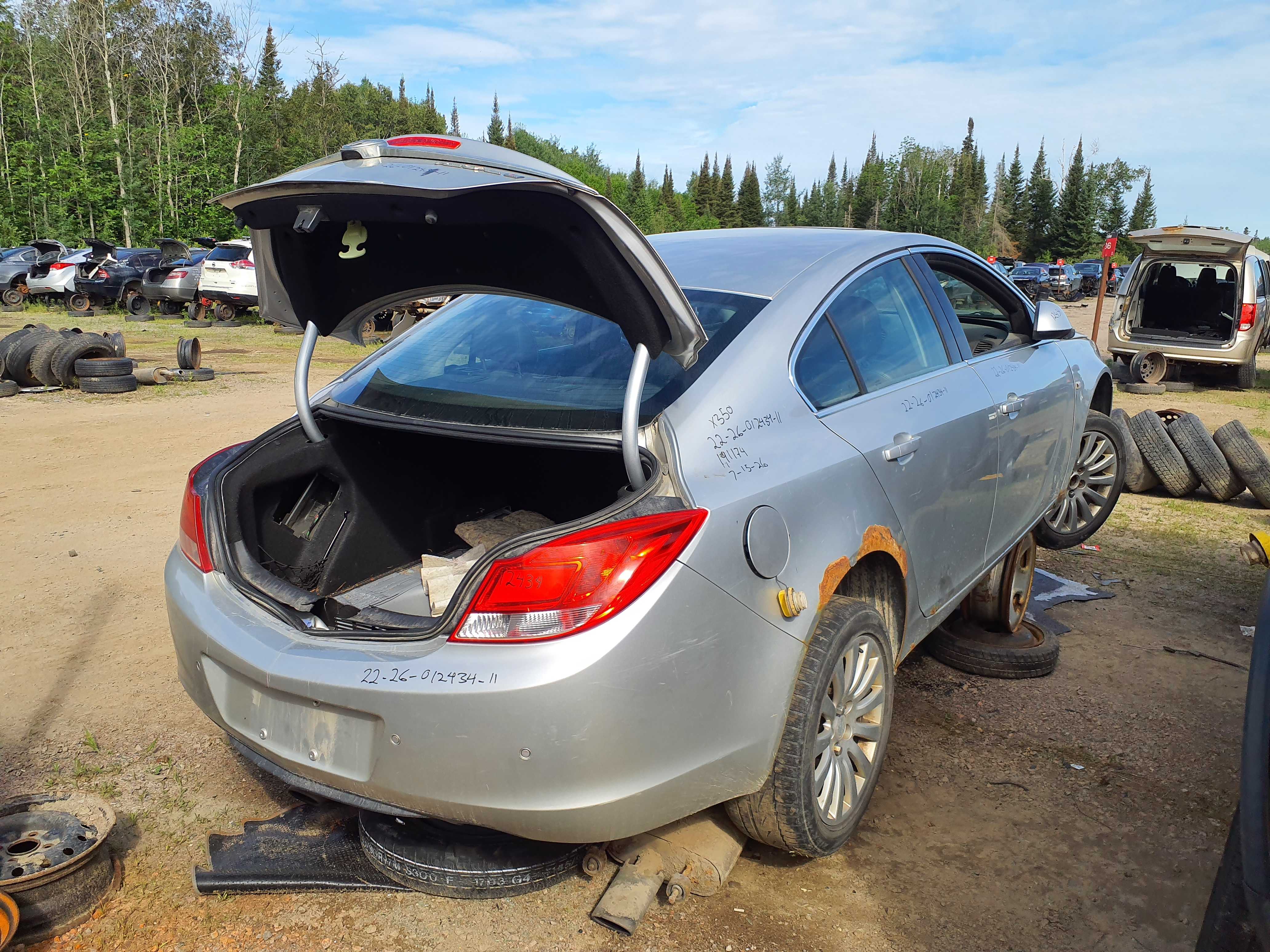 BUICK REGAL 2011