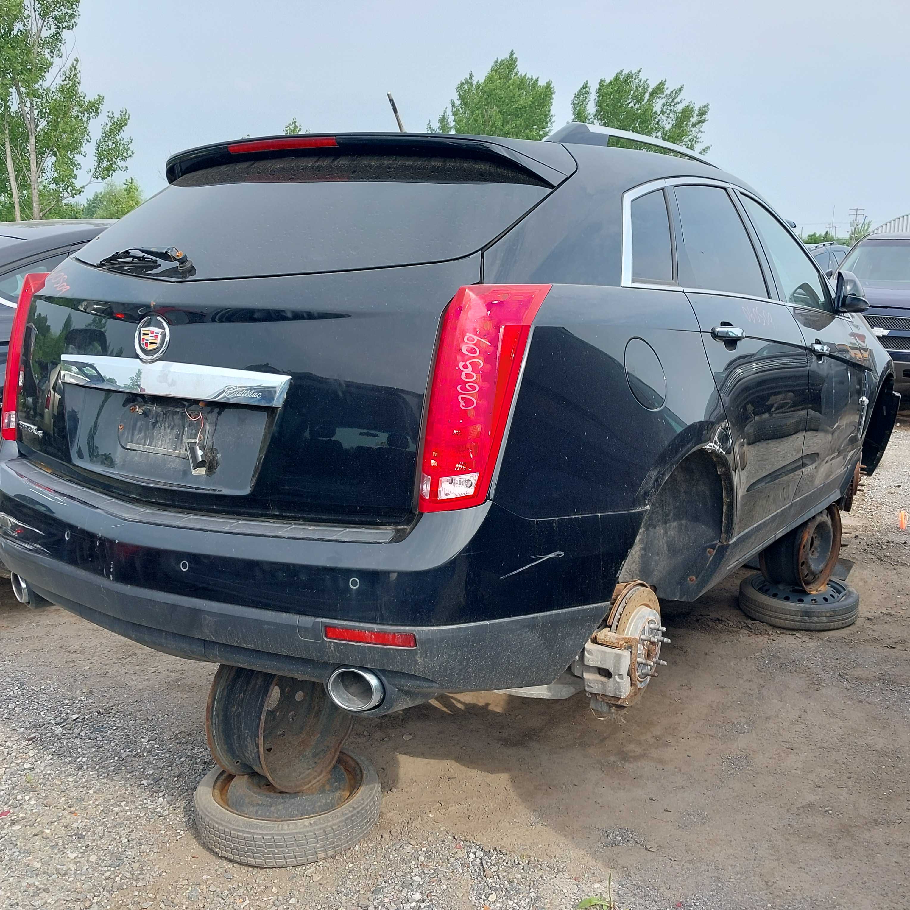 CADILLAC SRX 2010