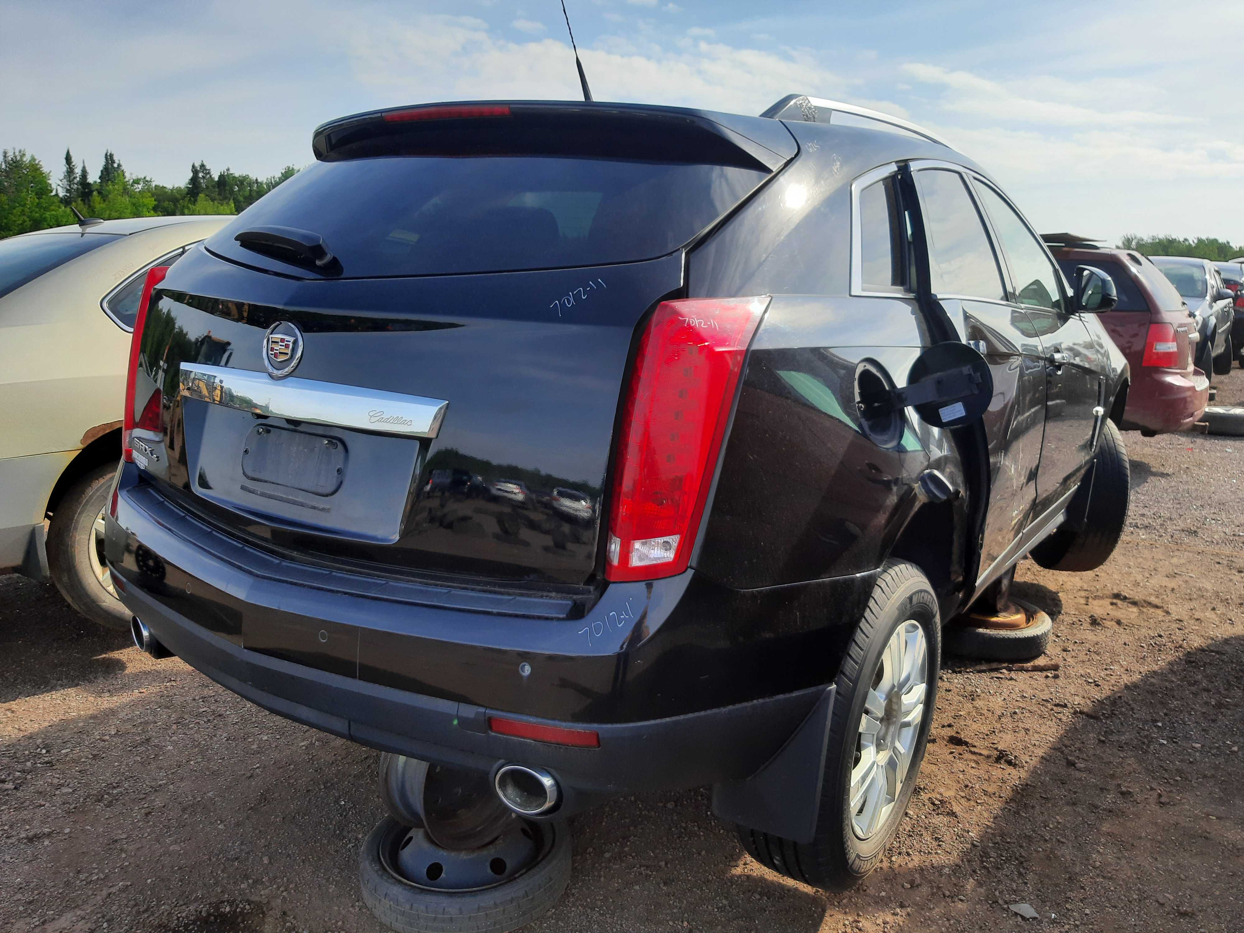 CADILLAC SRX 2011