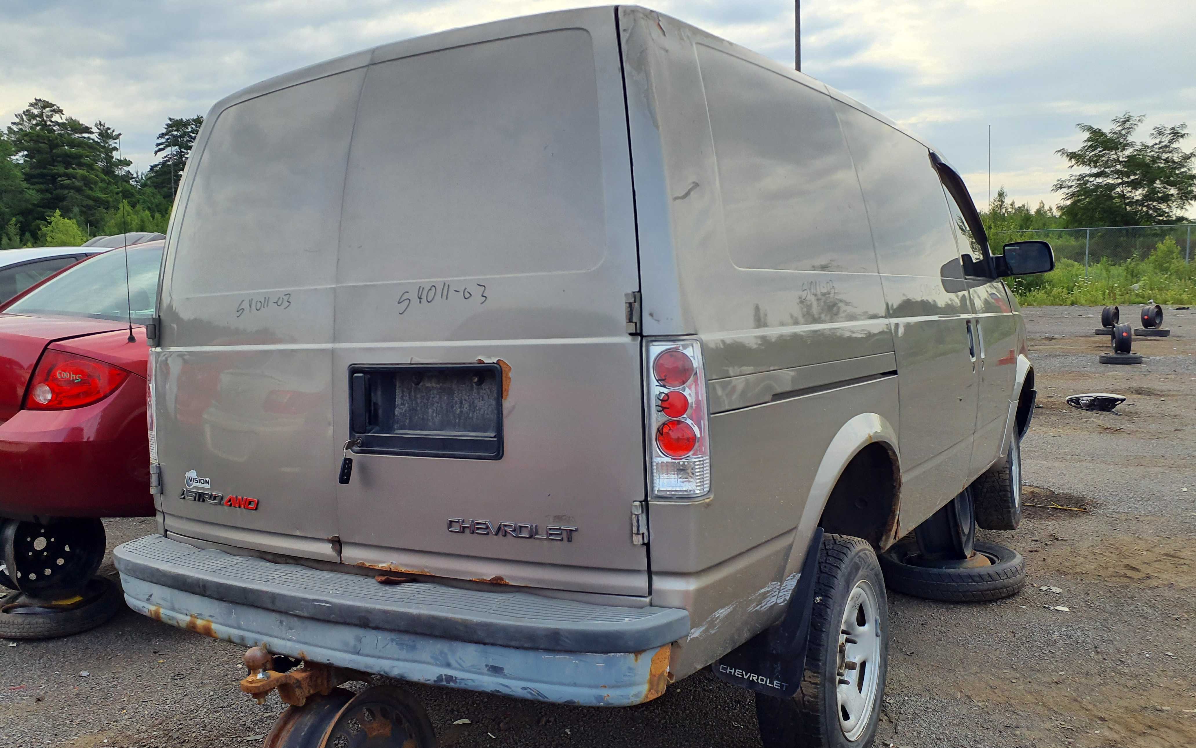 CHEVROLET ASTRO 2003