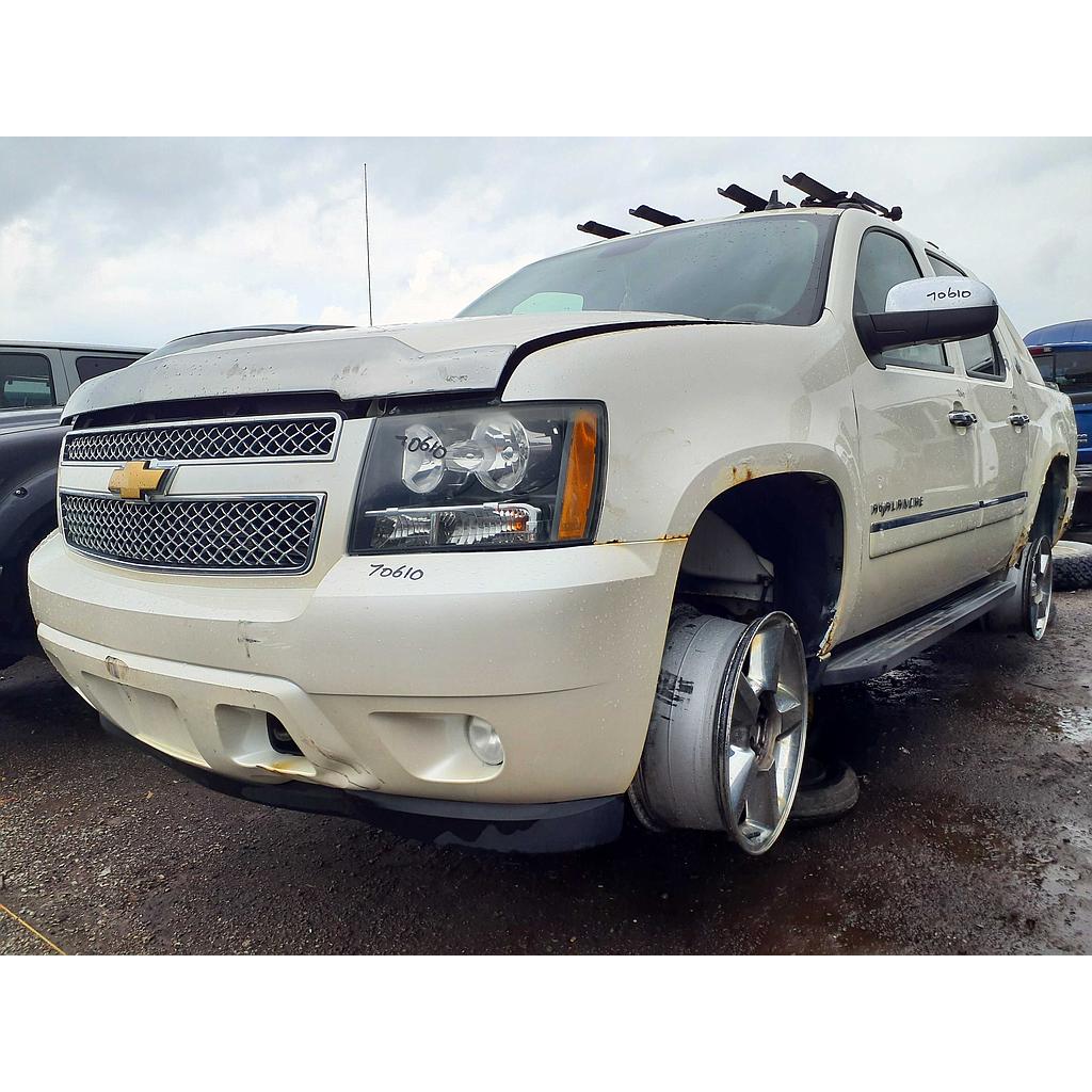 CHEVROLET AVALANCHE 2013