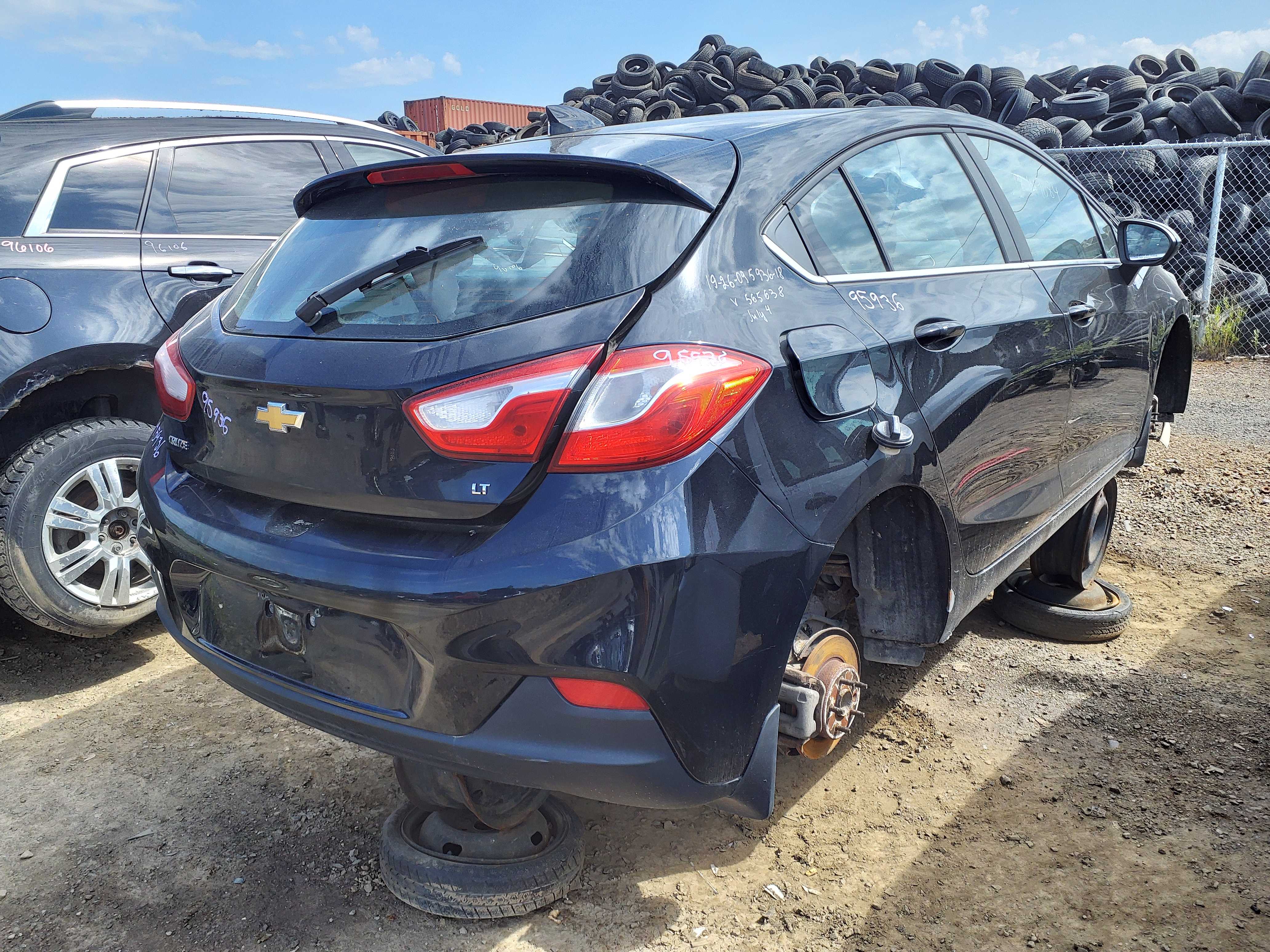 CHEVROLET CRUZE 2018