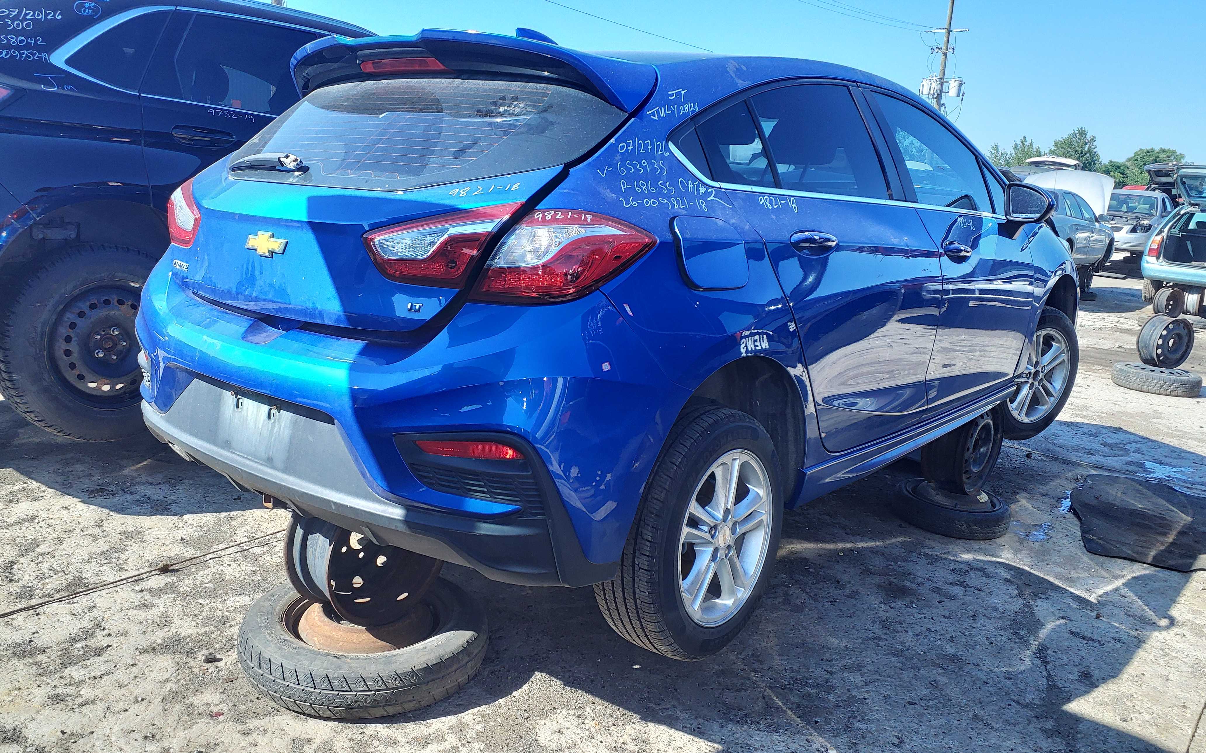 CHEVROLET CRUZE 2018