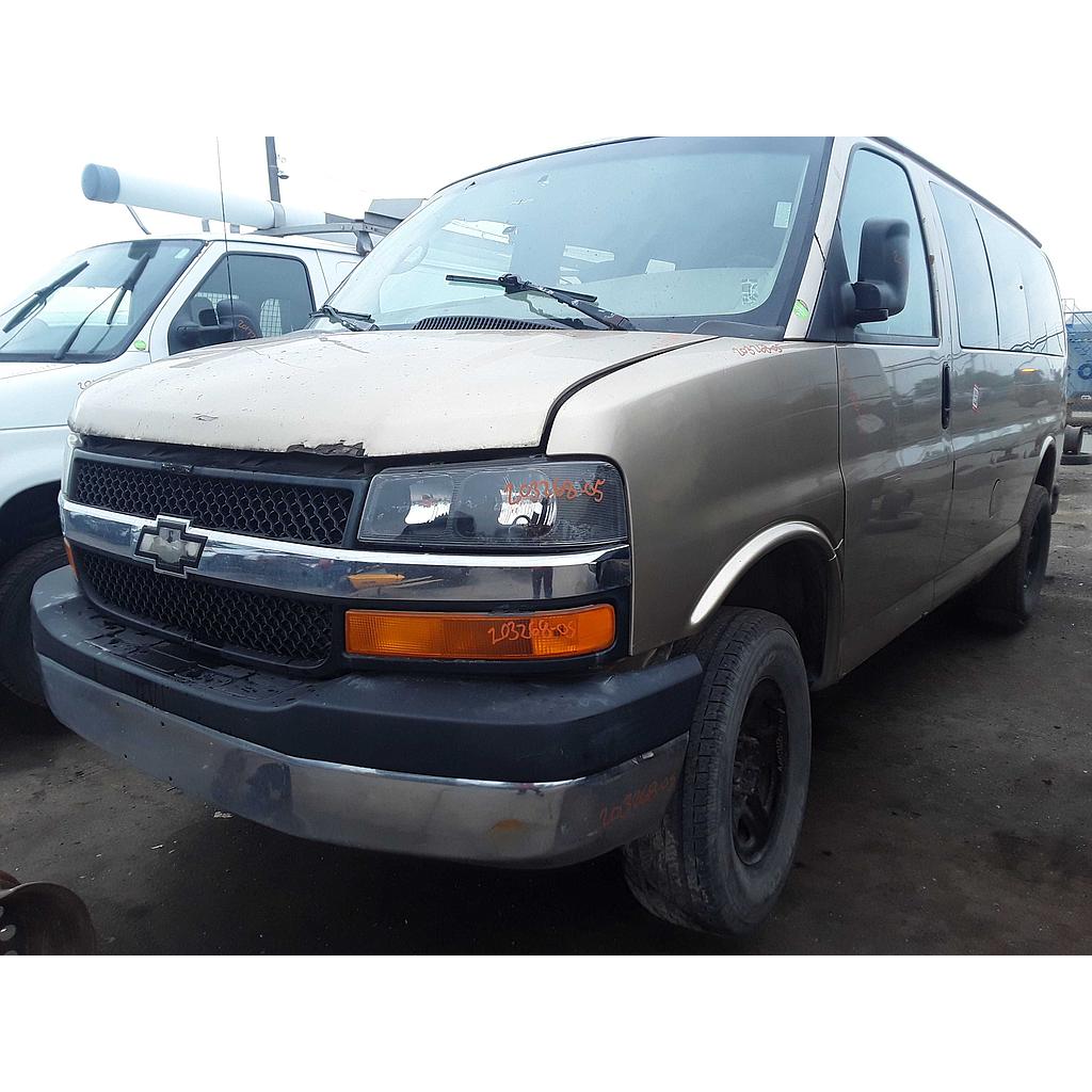 CHEVROLET EXPRESS VAN 2005