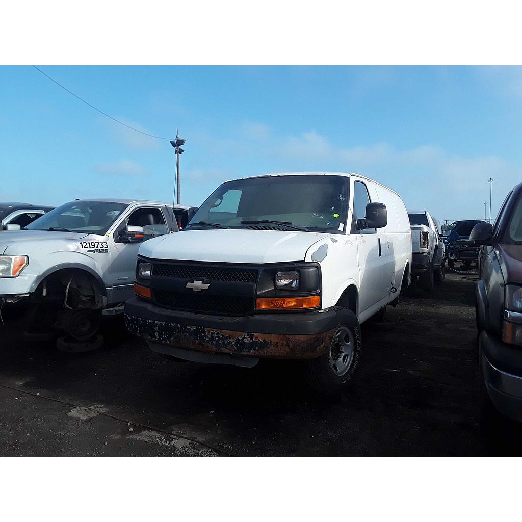 CHEVROLET EXPRESS VAN 2010