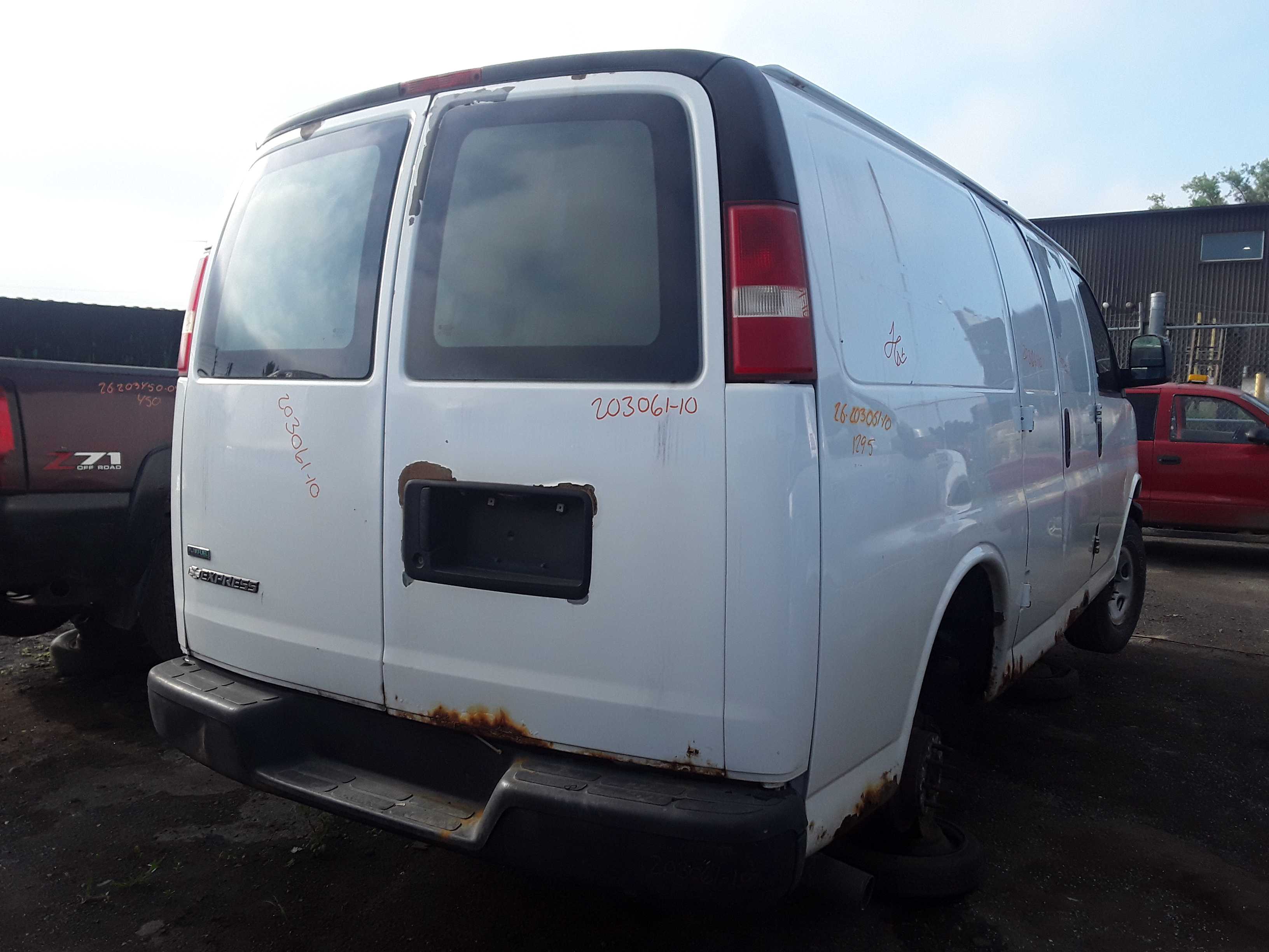 CHEVROLET EXPRESS VAN 2010