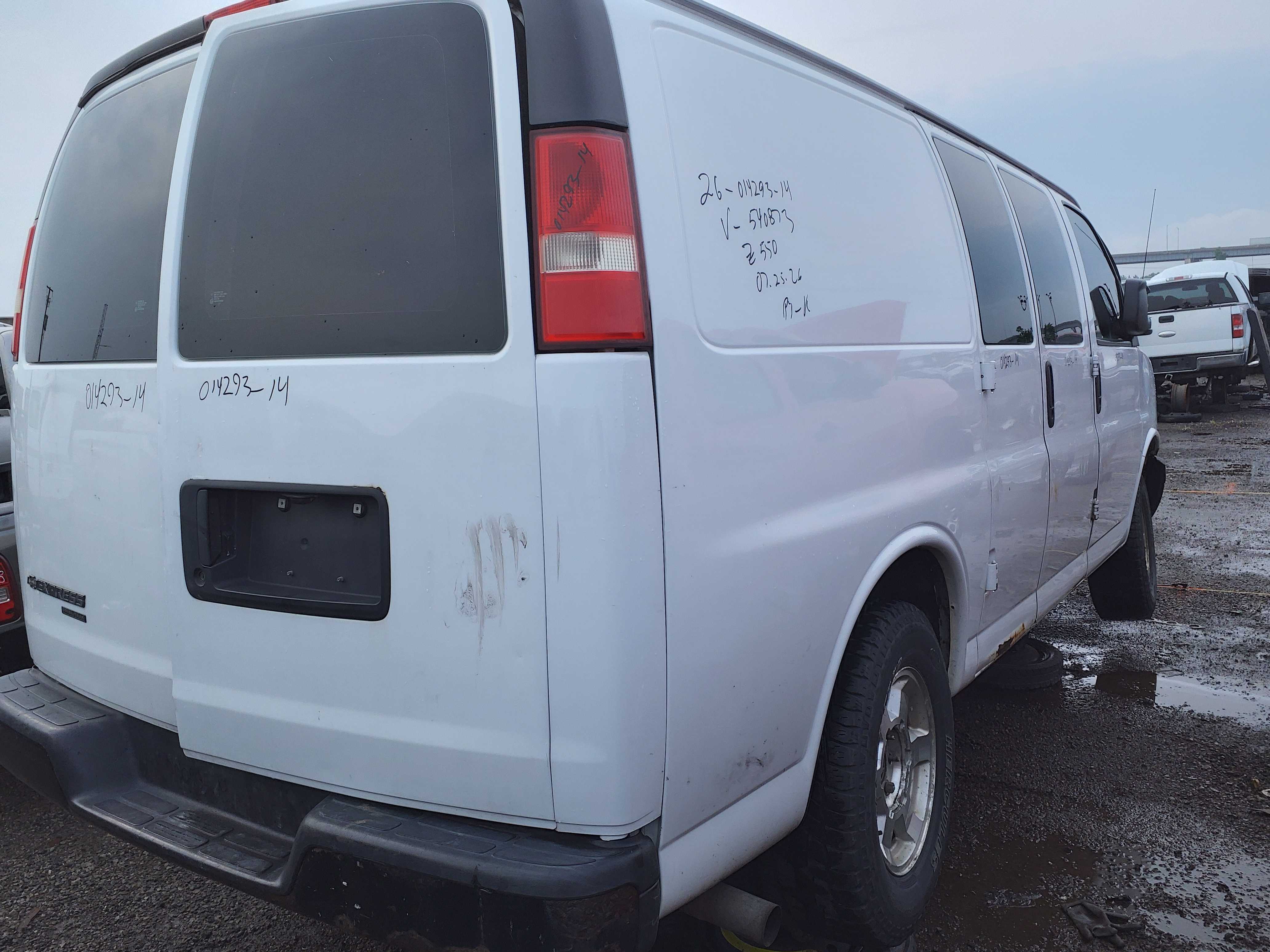CHEVROLET EXPRESS VAN 2014
