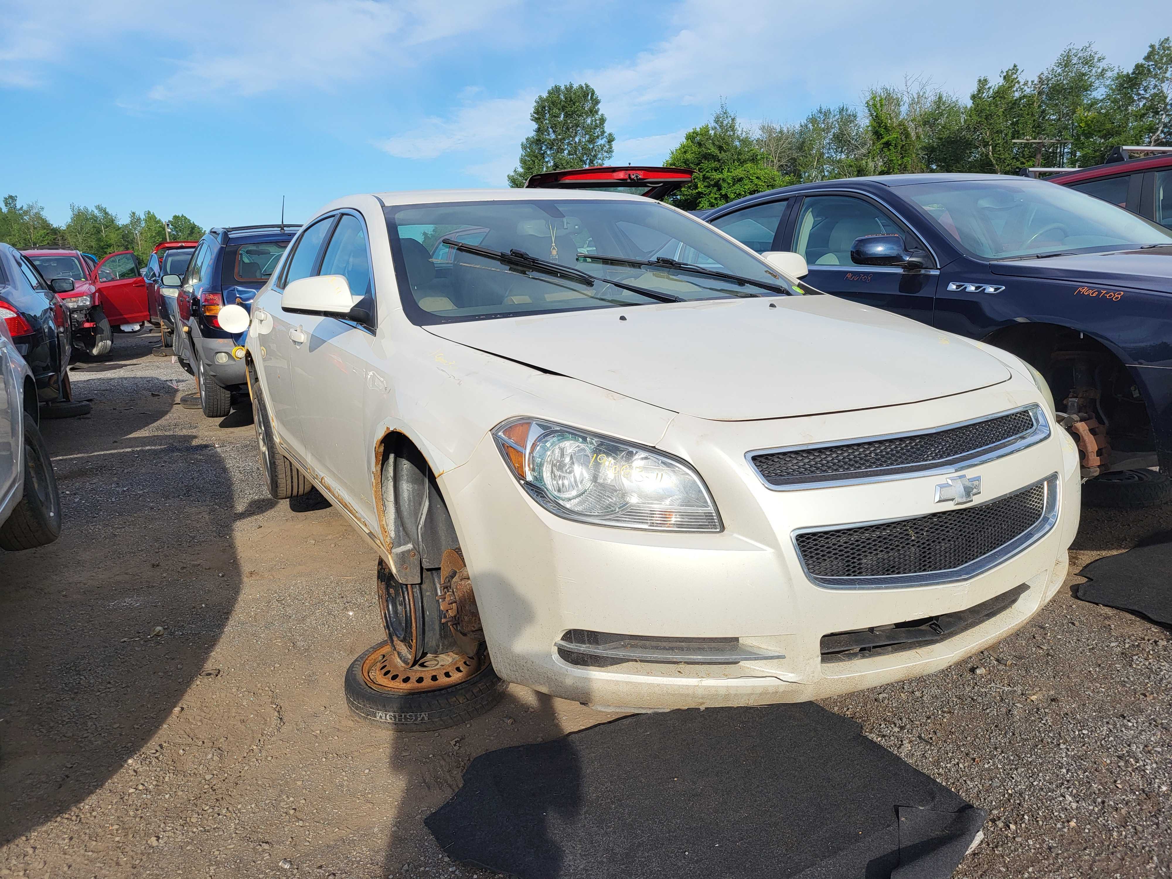 CHEVROLET MALIBU 2011